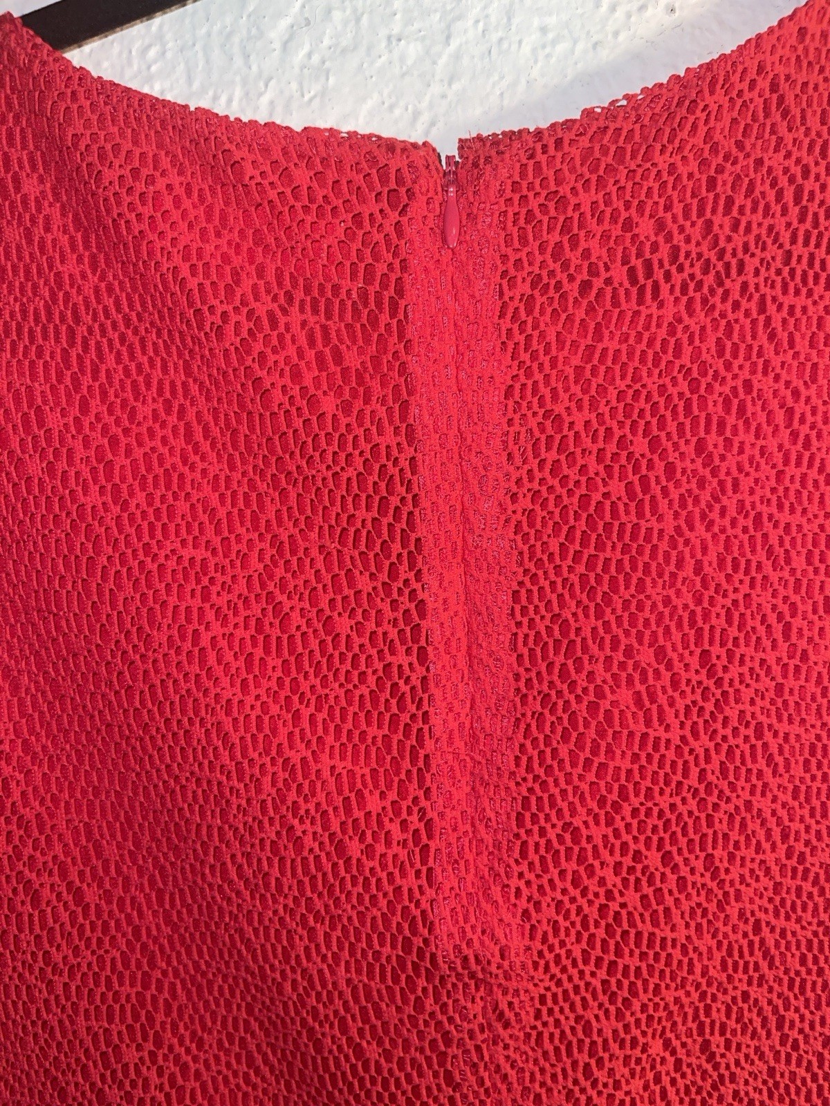 Calvin Klein Red Solid Lace Scoop Neck Sleeveless Zip Layered Top Size M