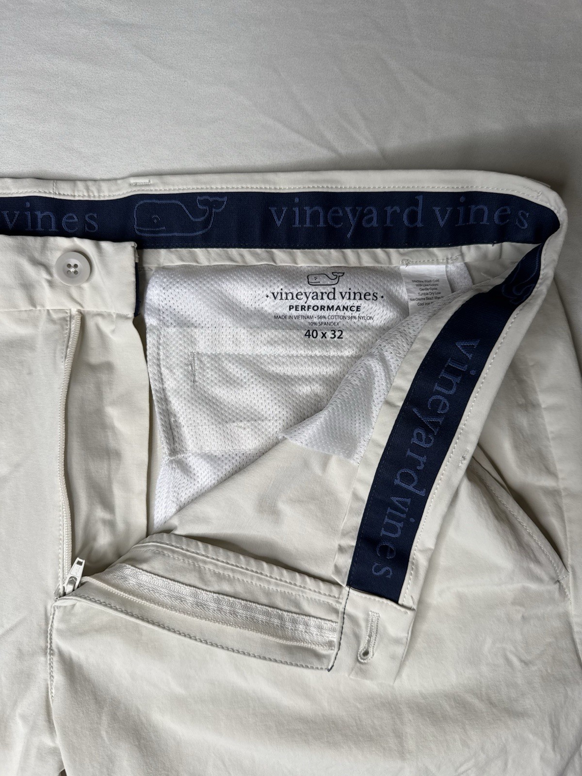 Vineyard Vines Stone Off White Performance Flat Front Stretch Pants Size 40×32