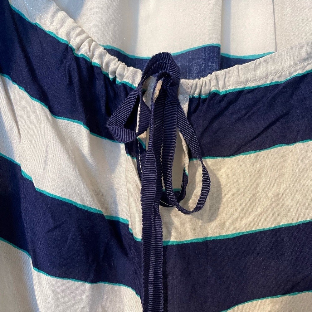 NWT- Old Navy – Stripped Blue & White Top – XXL