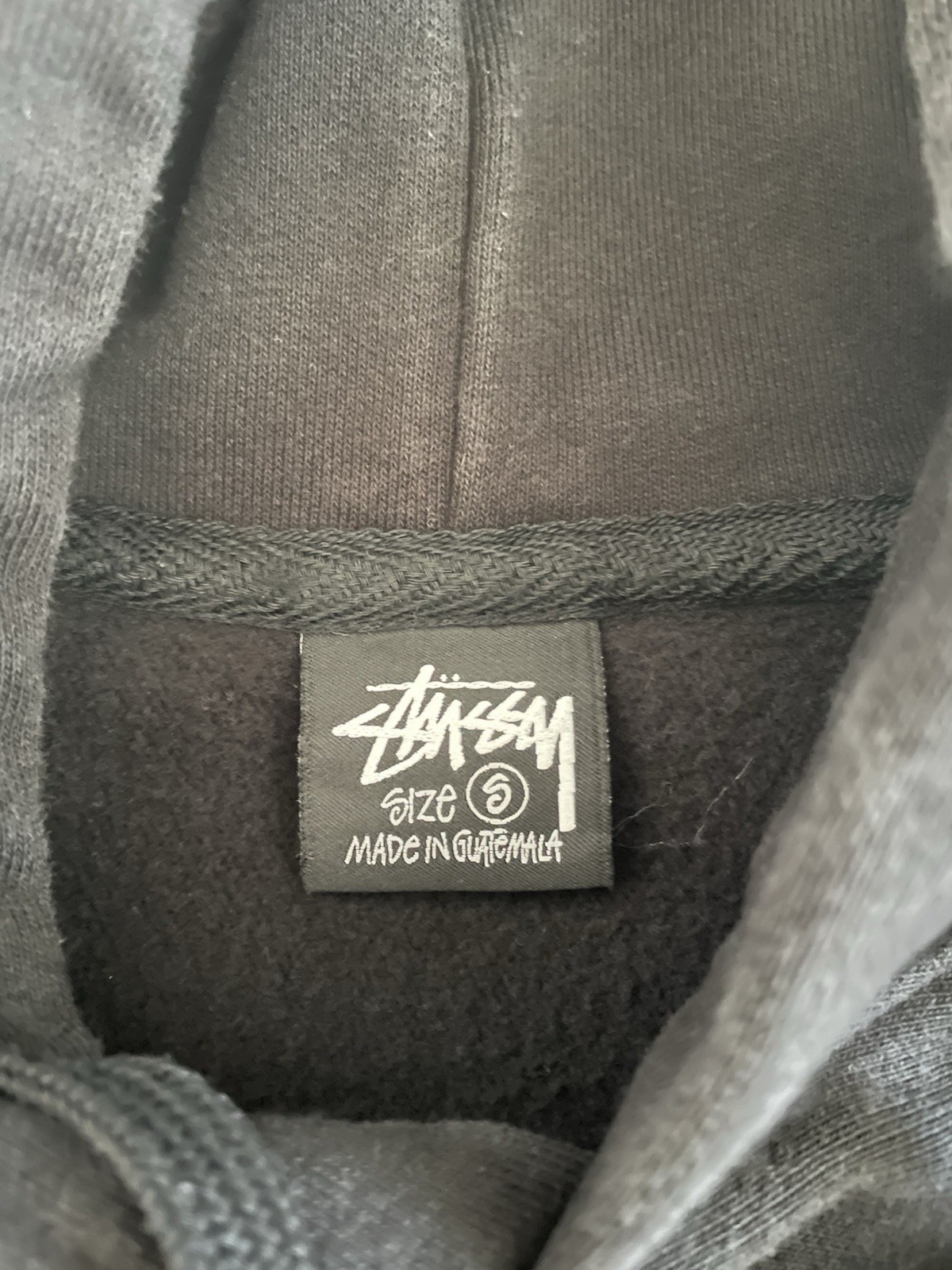 Stussy Men’s Black Graphic Logo Pullover Fleece Hoodie w/ Pockets, Size S