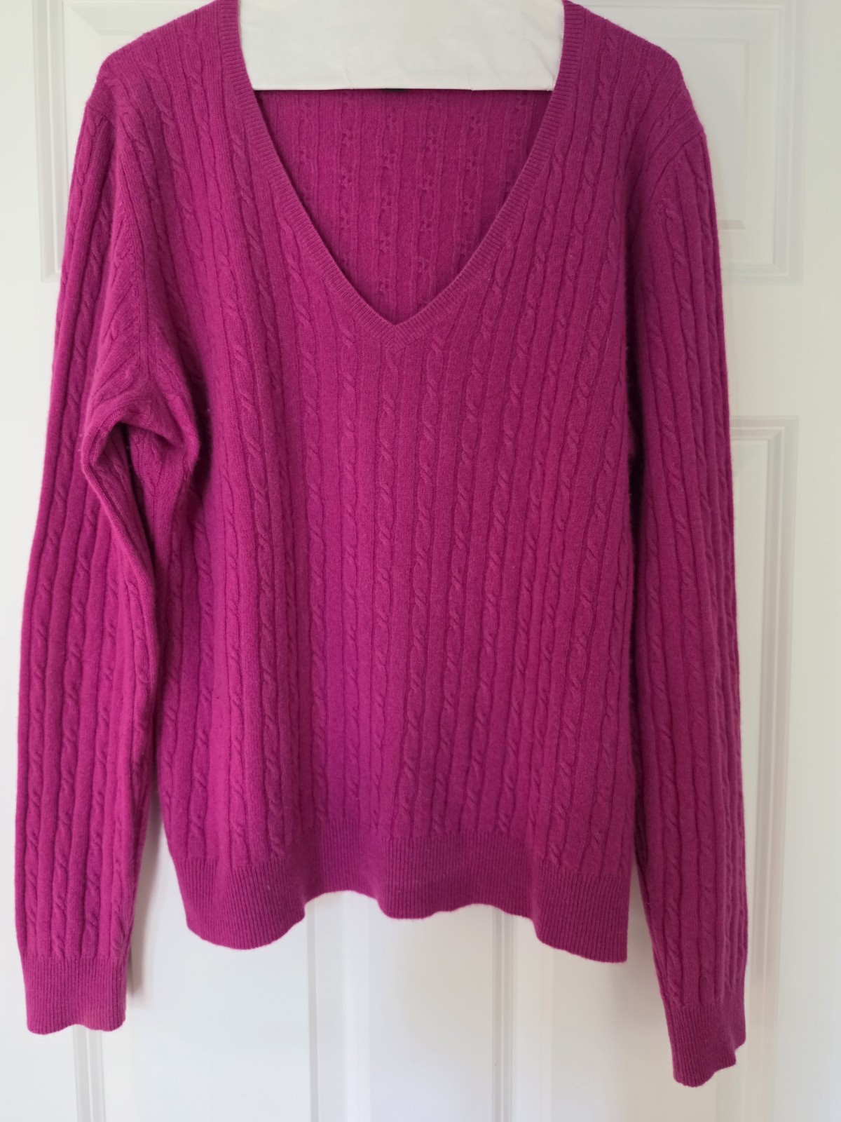 LORD & TAYLOR Sweater Womens XL Cashmere Jumper V-Neck Pullover FUSHIA