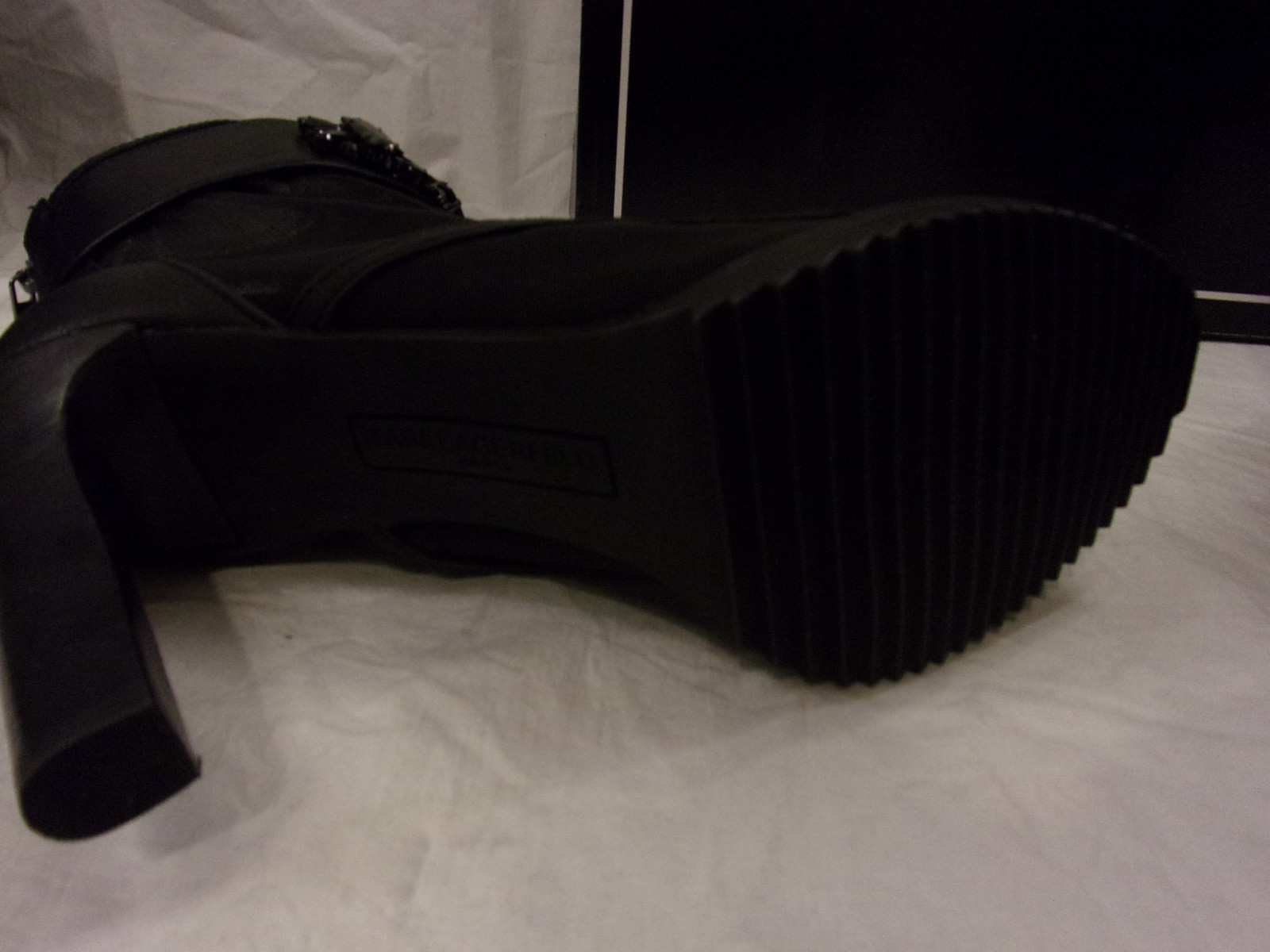 Karl Lagerfeld Paris Blayze Crystal Mesh Peep Toe Booties Black 8M BNIB