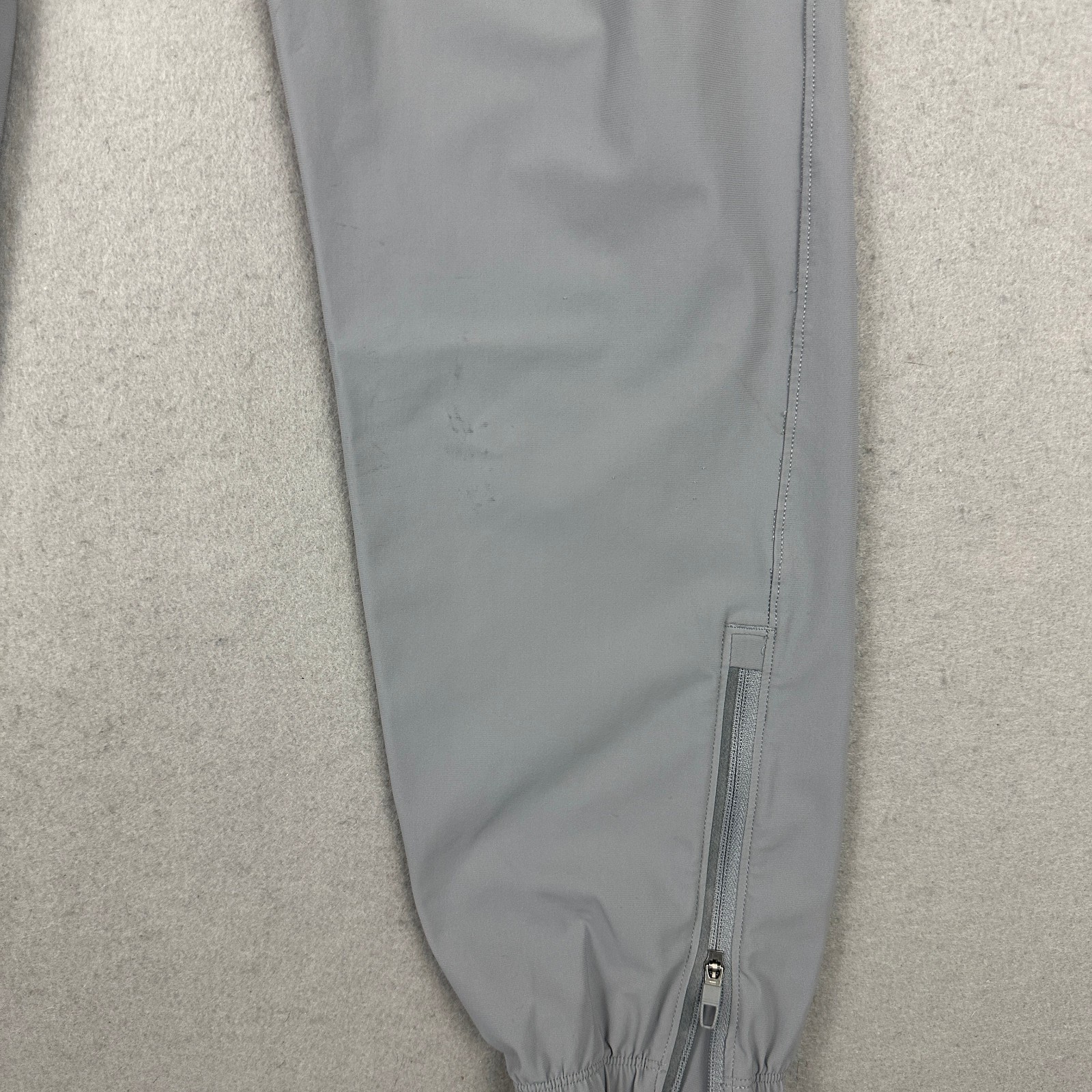 Lululemon Pants Men XS Gray Sollid Surge Jogger Stretch Running Quick Dry *