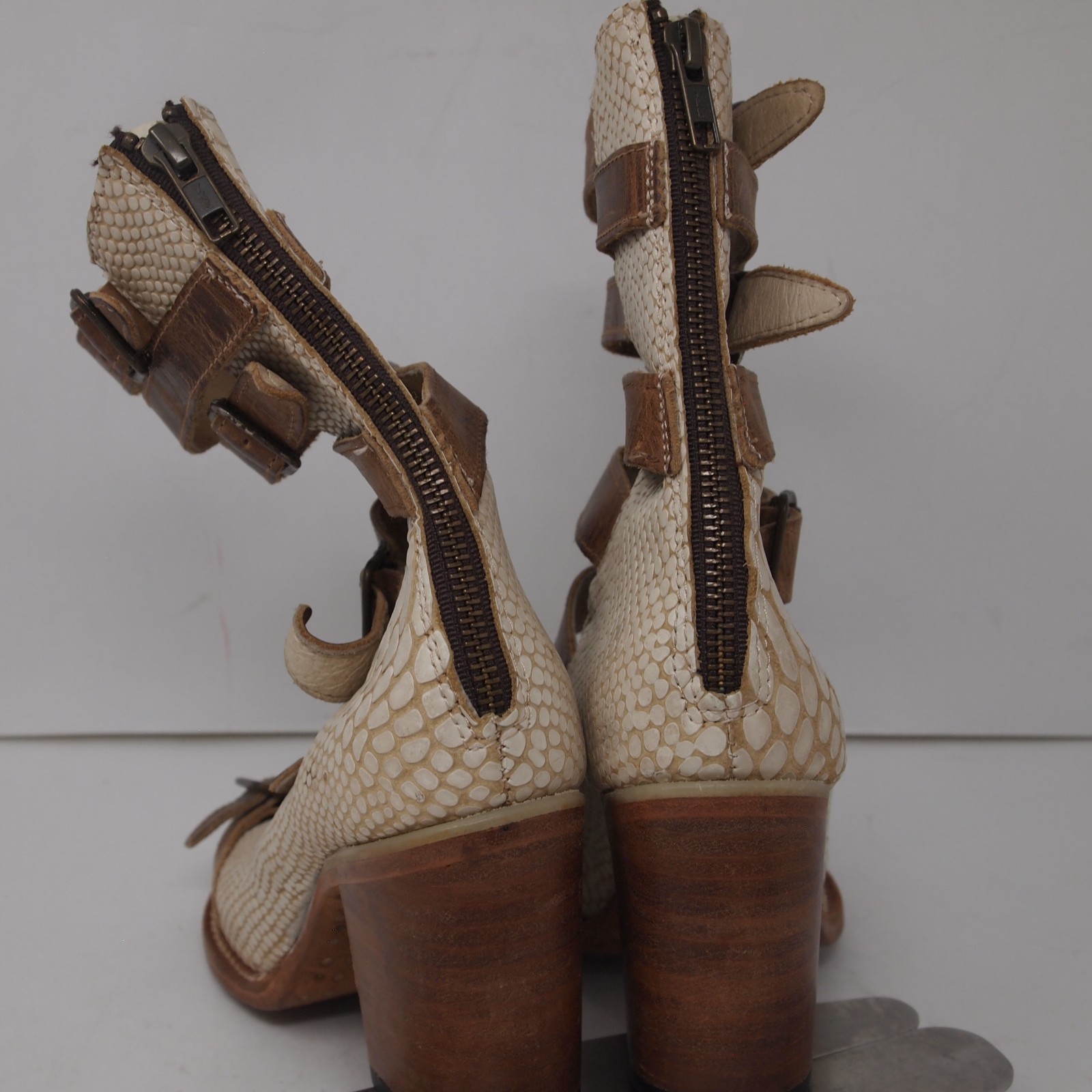 Freebird Steven BOND Womens 7 Leather Block Heel Gladiator Sandals Boots Snake