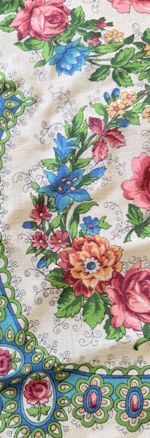 Pavlovo Posad 56×56 Wool Shawl: Ivory Pink Blue Rose Floral Fringe Wrap Russian