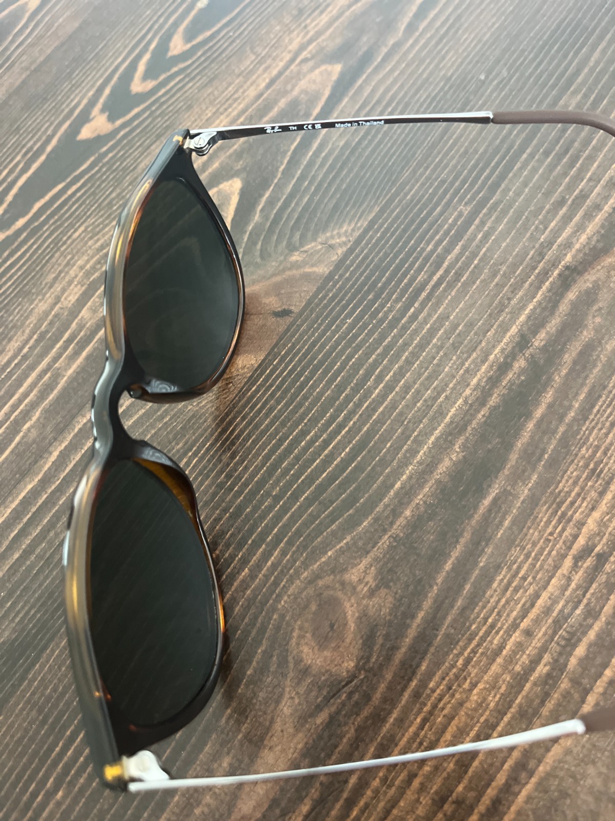 Ray-Ban Erika RB4171 Sunglasses Havana Dark Green Gradient w/ Case and Box