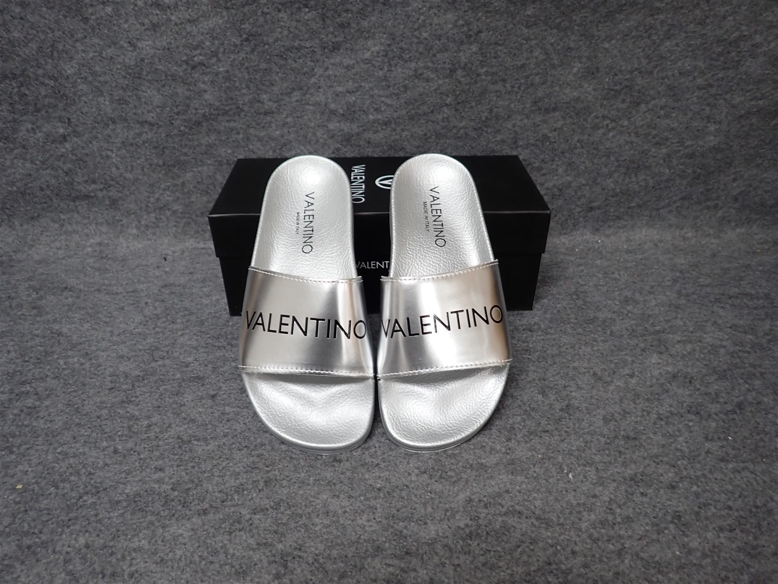 NEW Valentino Matilde Italian Slide Sandals Silver Women’s Size 6 (SS90)