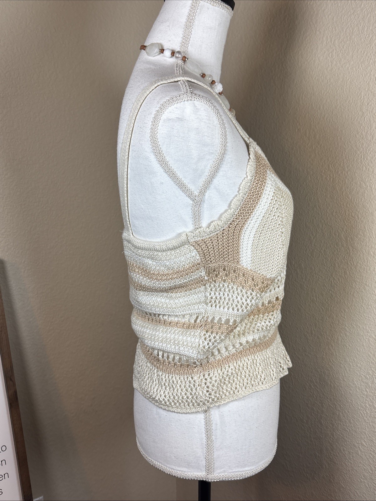 Madden NYC Crochet Knit Strappy Ruffle Elastic Hem Tank Top Womens Sz L