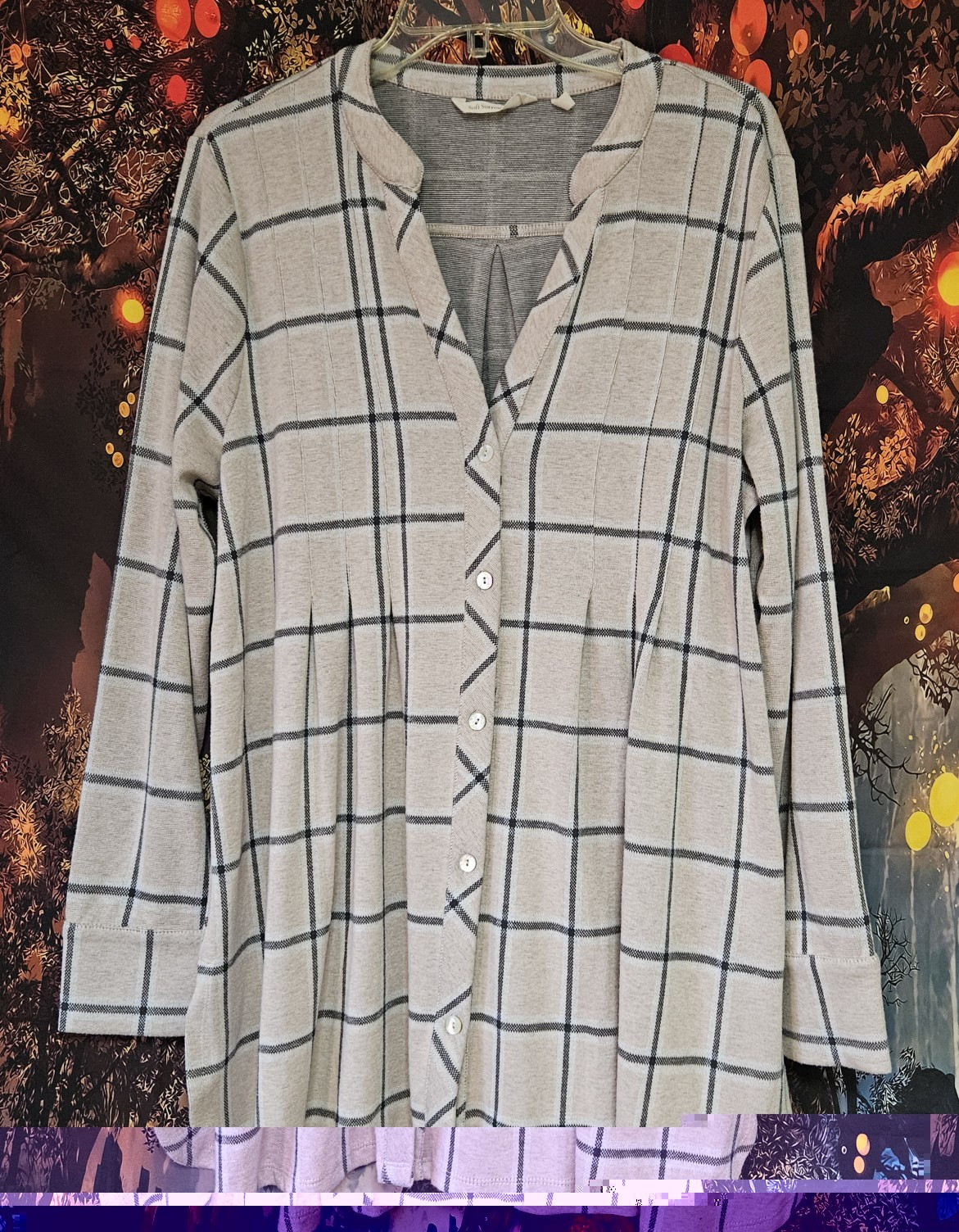 Soft Surroundings Women’s XL Beige Black Plaid V-Neck Button Tunic Blouse