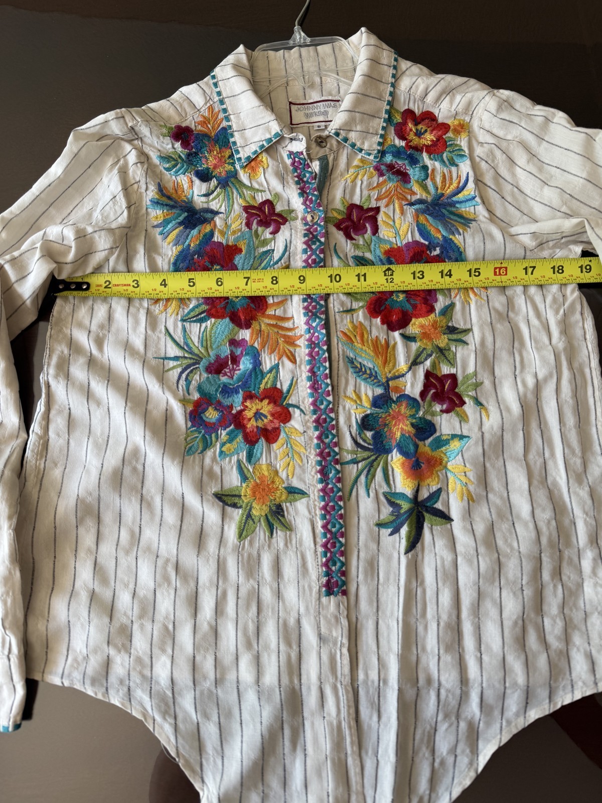 Johnny Was Workshop Ivory Pinstripe Cotton Embroidered Floral Blouse Sz S