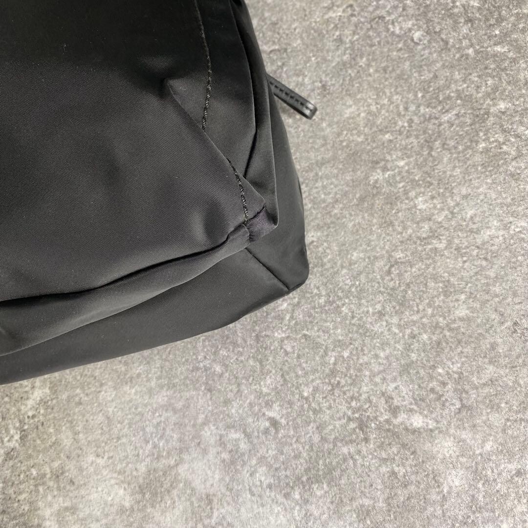 TUMI Sumatra Black Nylon Crossbody Bag Shoulder Bag Men Woven 12.6 x 11.4 in