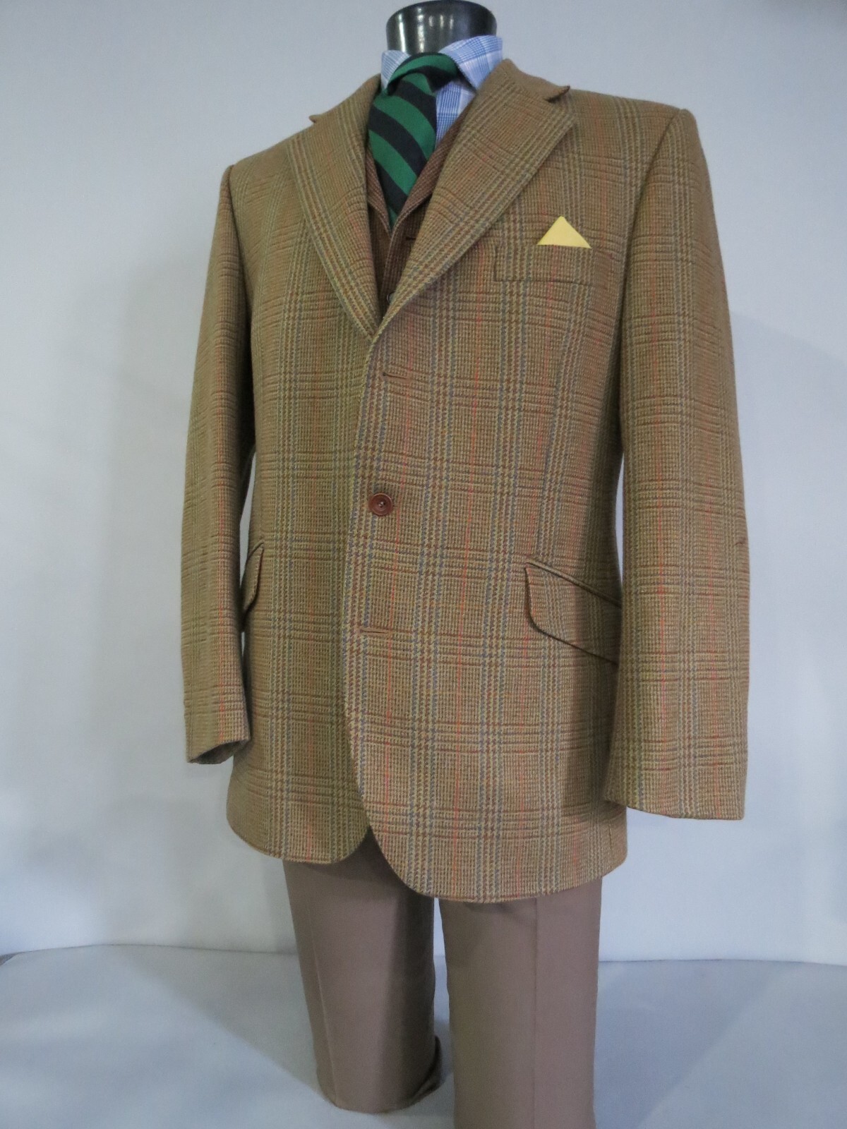 Magee Woven in Scotland By Reid & Taylor hounds tooth tweed sport coat 44 L
