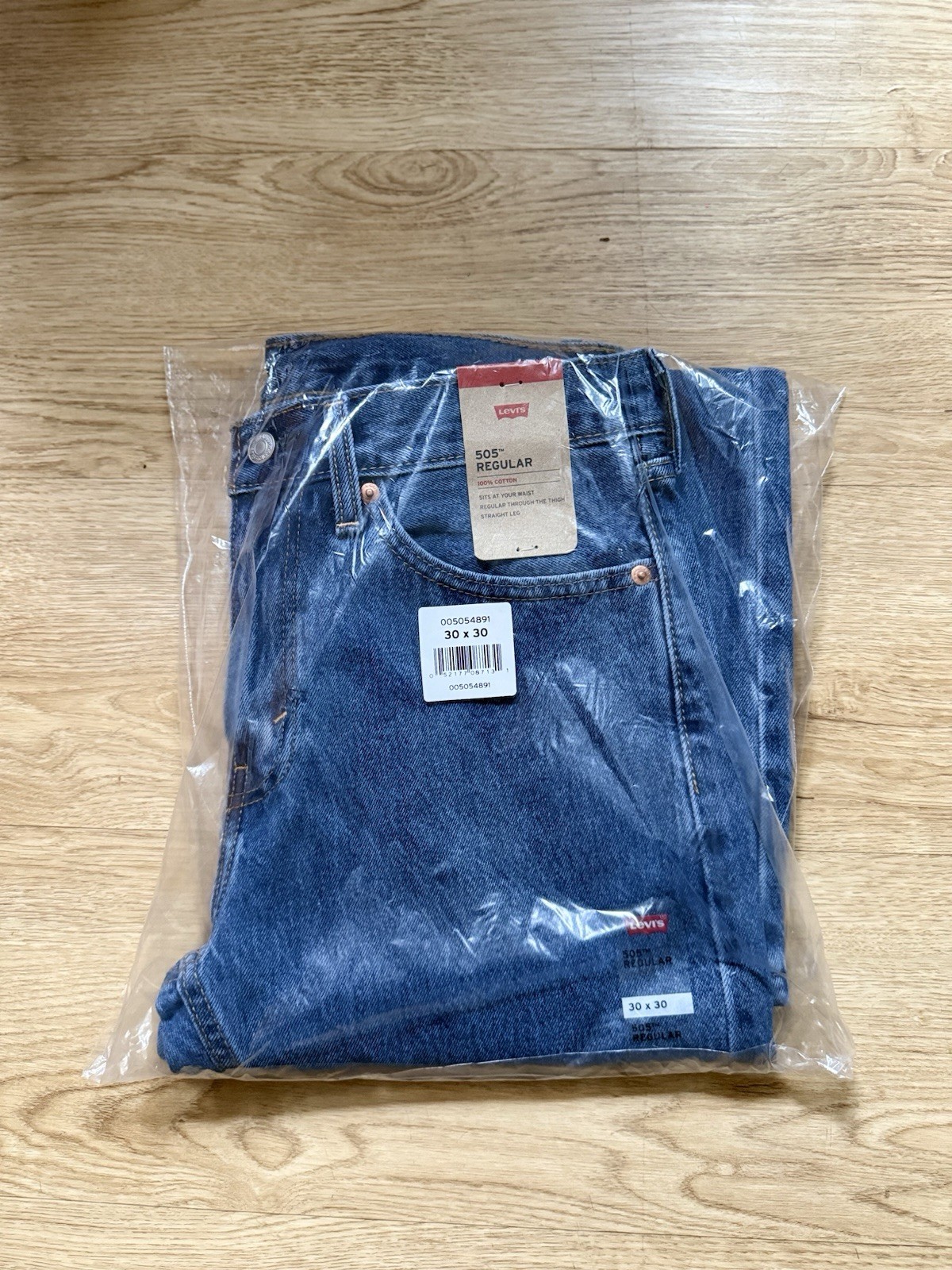 Levi’s 505 Regular Fit Jeans Men’s 30×30 Light Wash Blue Eco Ease NWT 005054891