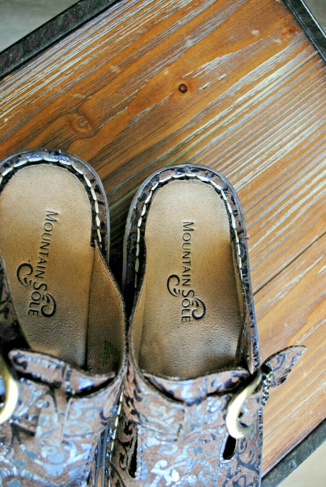 Mountain Sole Shoes Slip On Brown Leather Clog Floral scroll Pattern Sz 6.5M 38