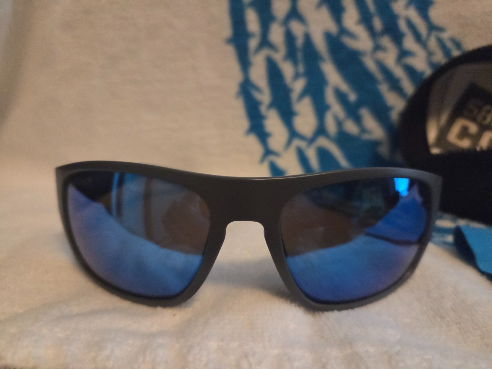 🕶️ Costa Del Mar Tico Sunglasses – Gray Frame / Blue Mirror 580P Polarized Lens