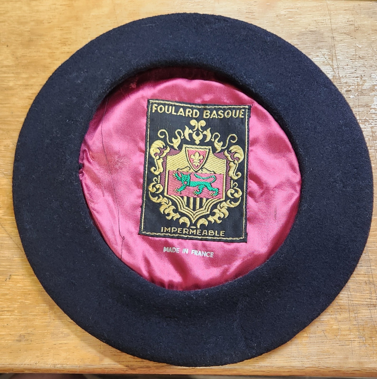 Foulard Basque Beret 100% Wool Made In France No Size Tag 6.25 ” Dia Moth Damage