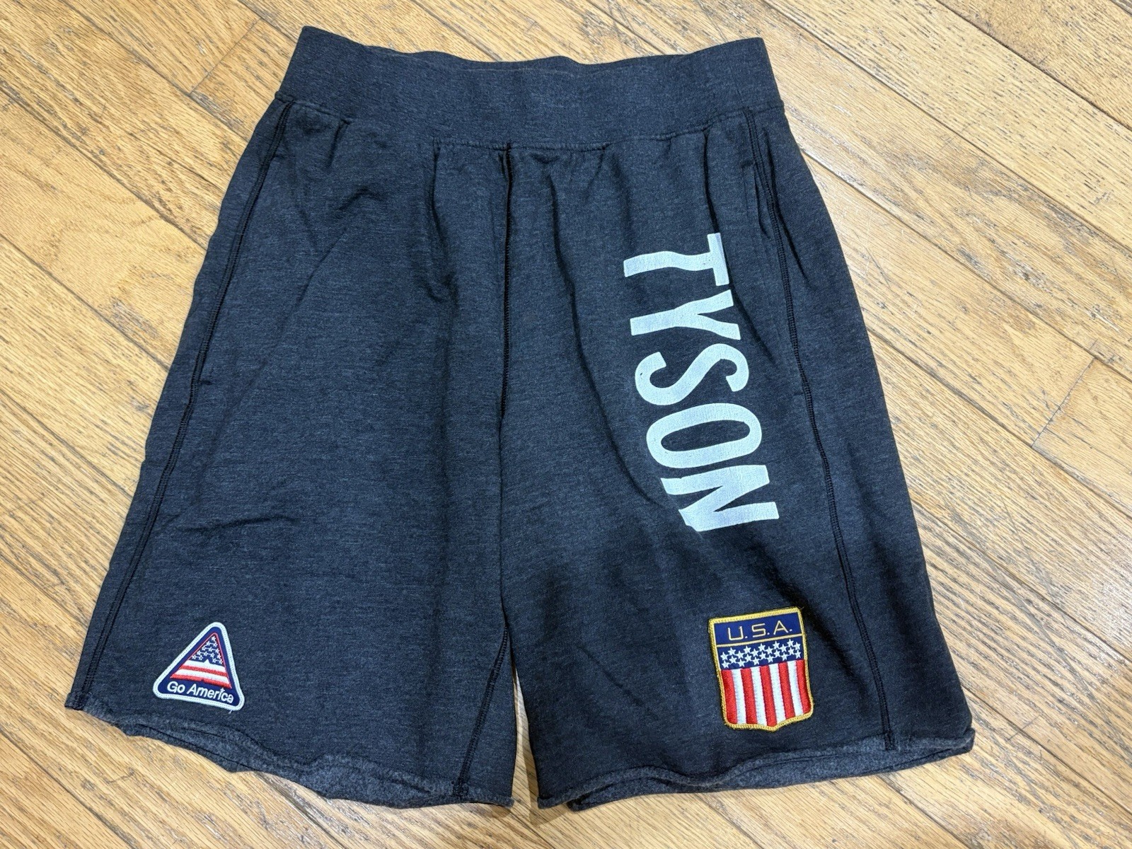 NWT Mike Tyson Roots of Fight Under Armour Boxing Dark Nike Gray Men Short Large