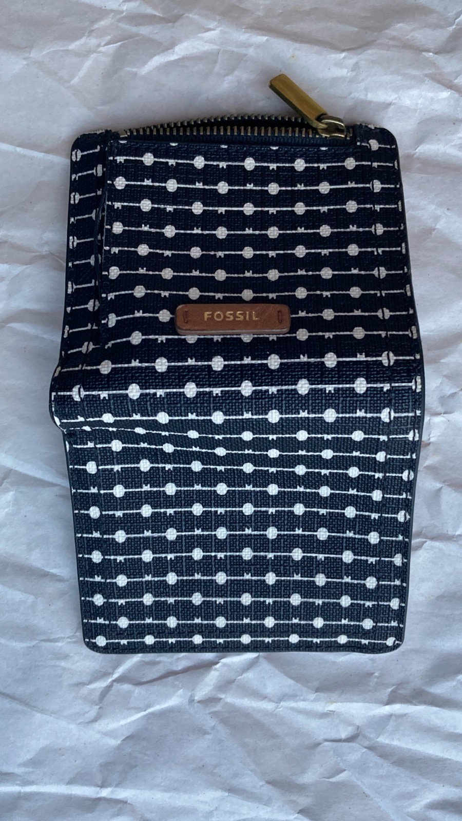 Fossil Logan Black/White Dots Leather Bifold Women’s Wallet Coin Zip RFID