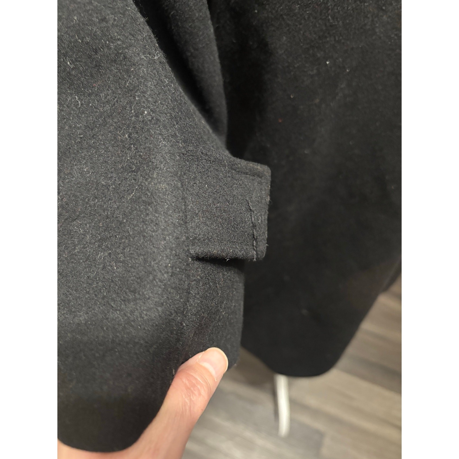 Jones New York wool long trenchcoat black minimalist old money size 14 W flaw