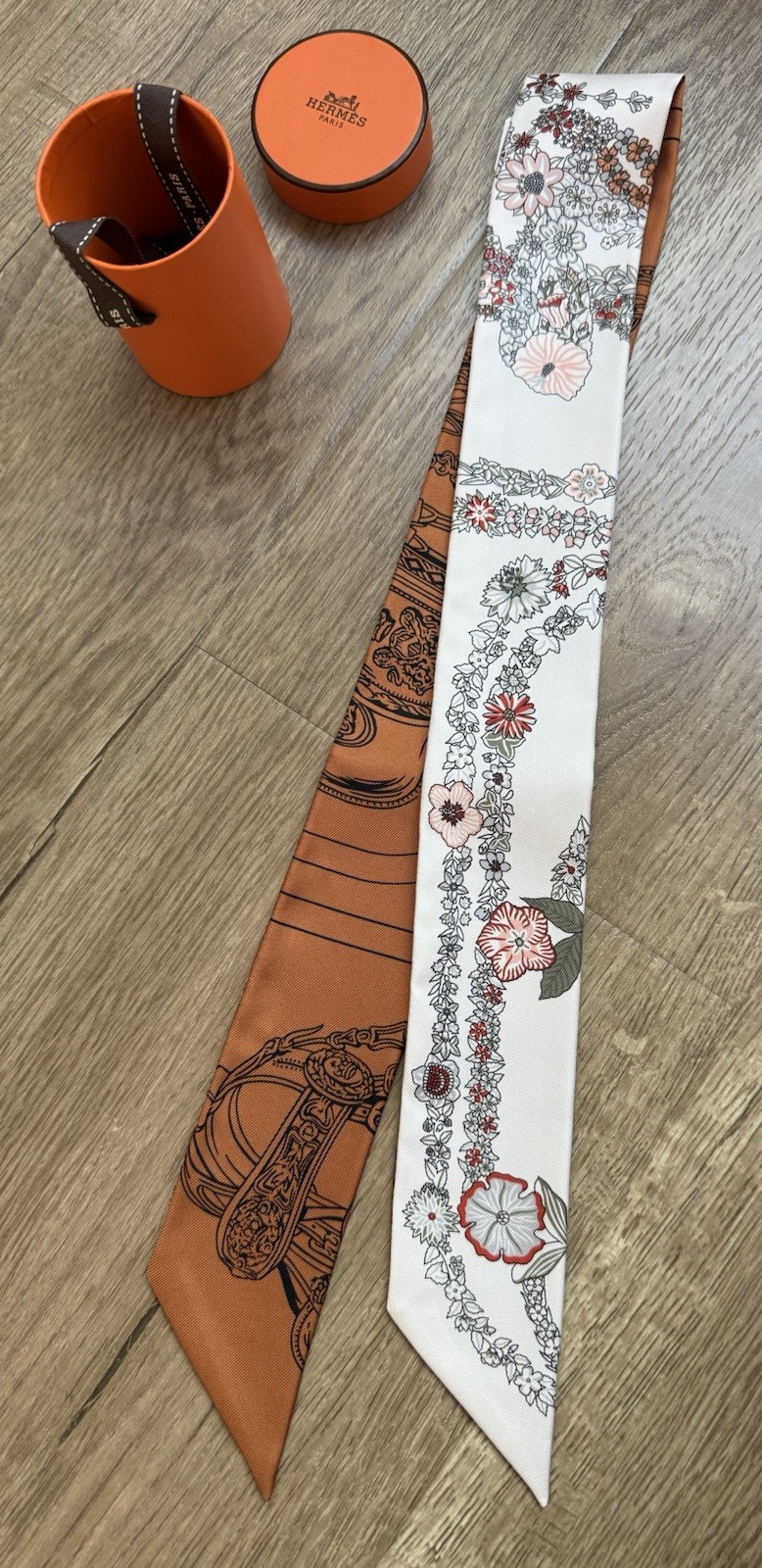 NEW Hermes Brides de Gala en Fleurs Twilly – White Blanc / Gris / Cuir
