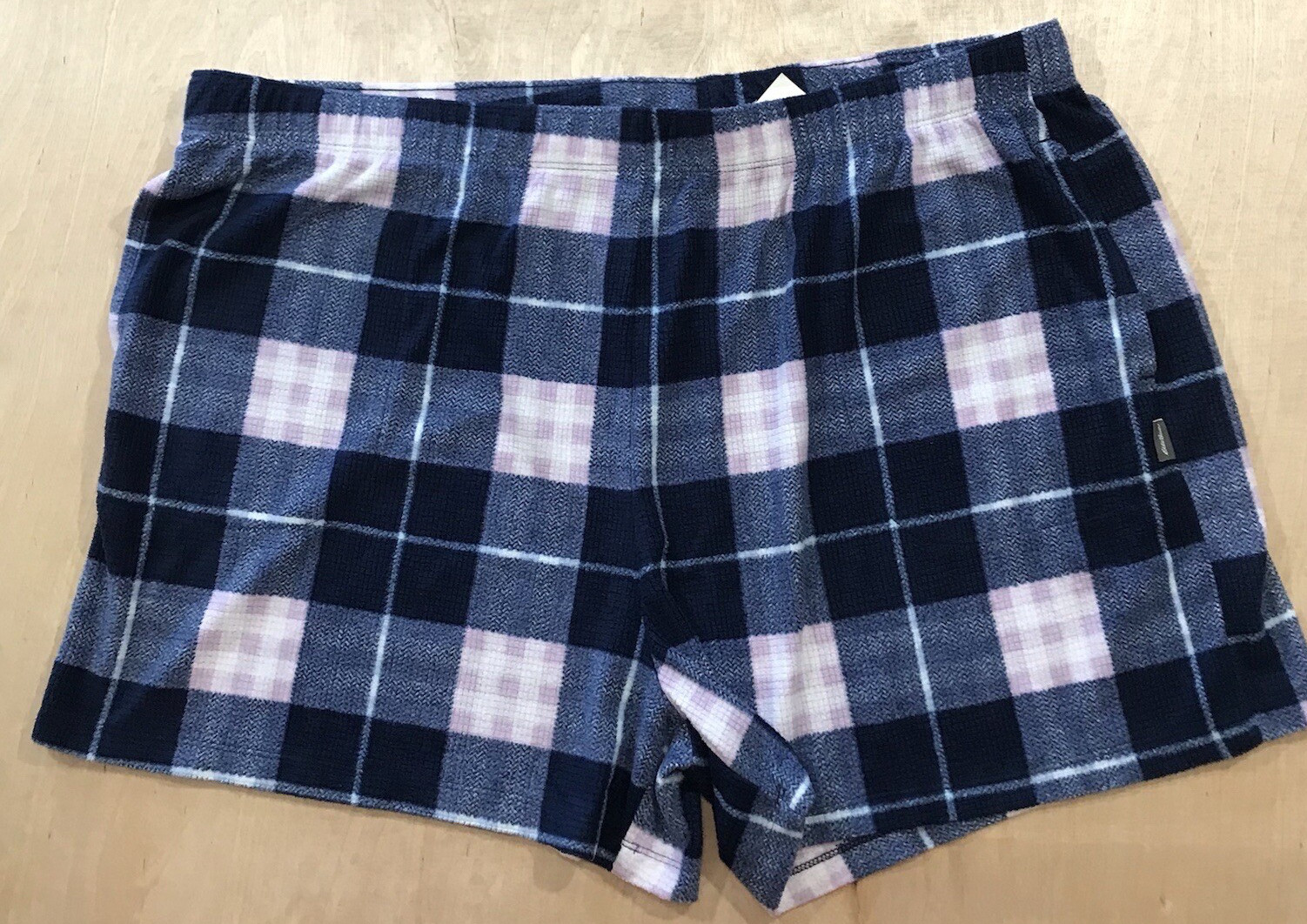 NEW TAG Eddie Bauer Womans Purple Plaid Fleece Sleepwear Shorts Pockets Sz L