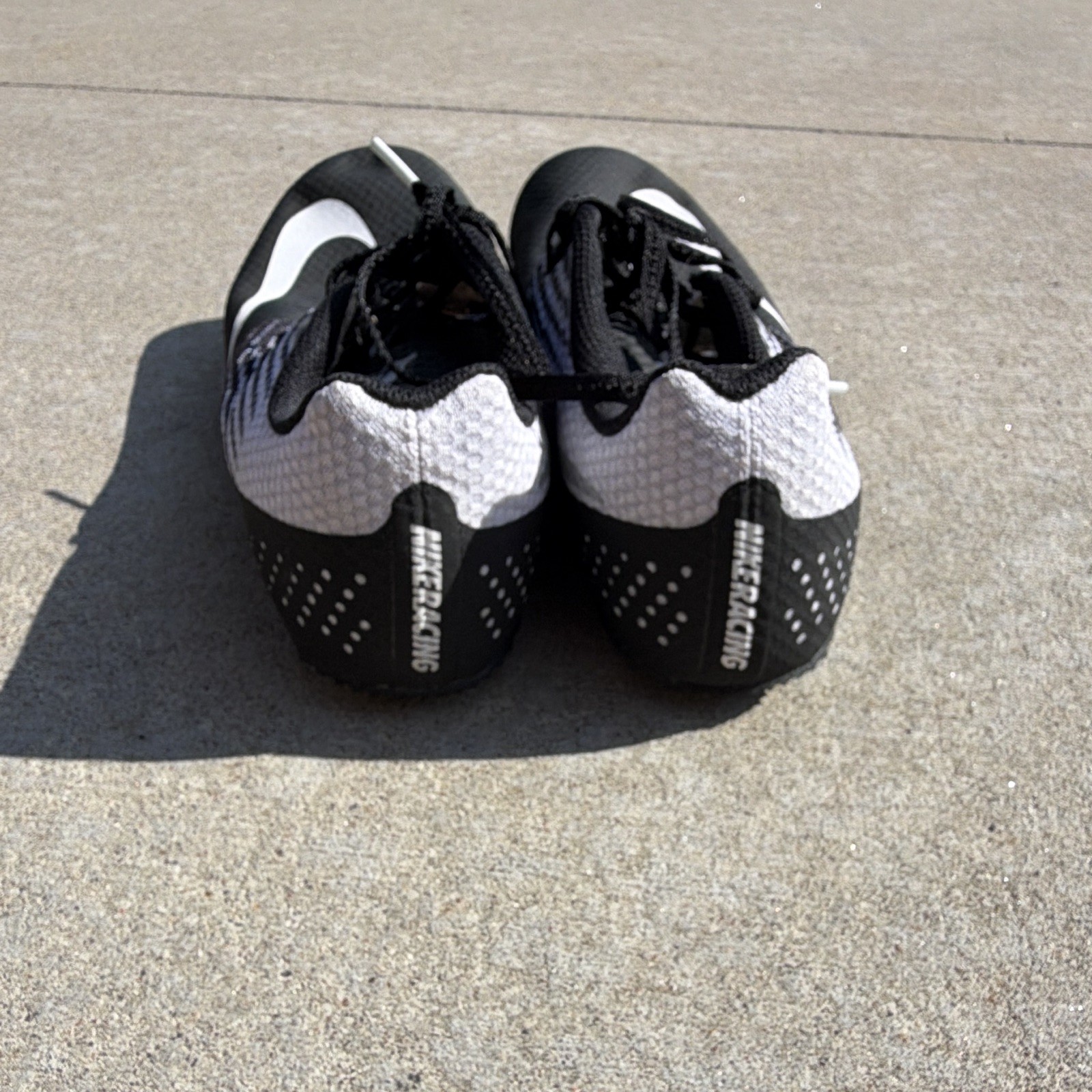 Nike Zoom Rival S size 9.5 Track Spikes Black/White
