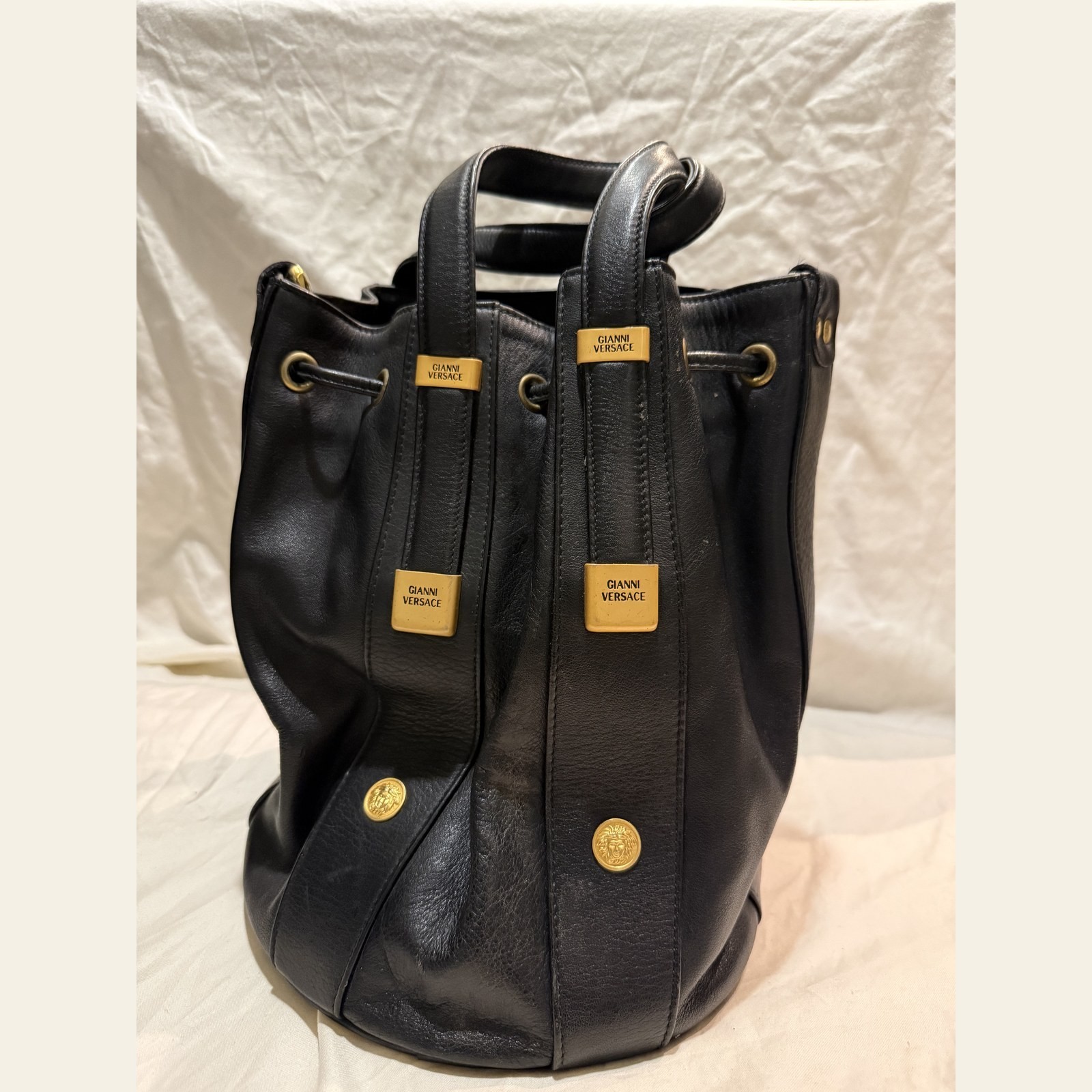 Gianni Versace Medusa Leather Drawstring Bucket Bag Black Vintage 1990s Auth