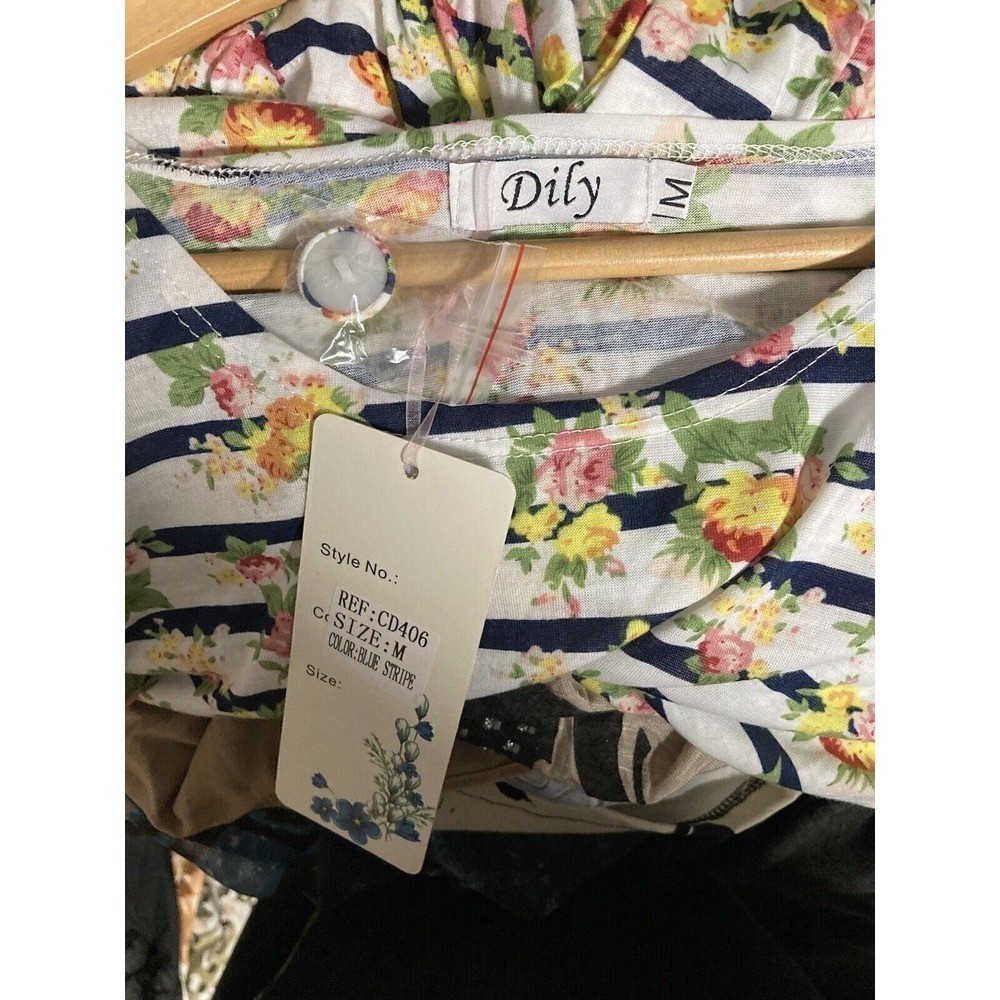 Dily Dress Womens Size M Medium Cap Sleeve Belted Floral Pockets Stripe NEW