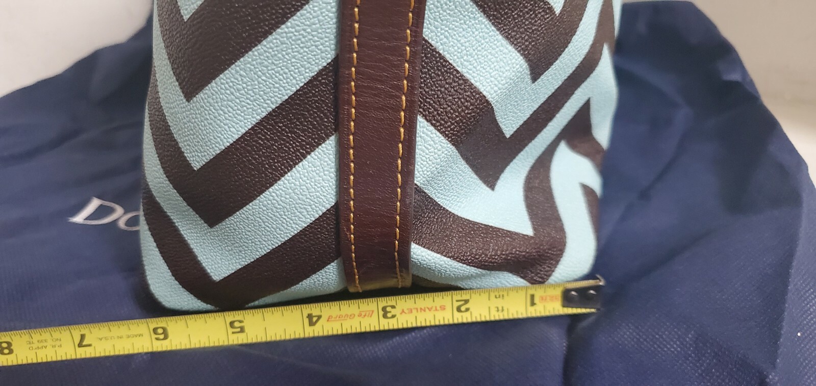 Dooney & Bourke Everyday Tote – 12 x 18 x 6 inches – SEE DESCRIPTION AND PICS