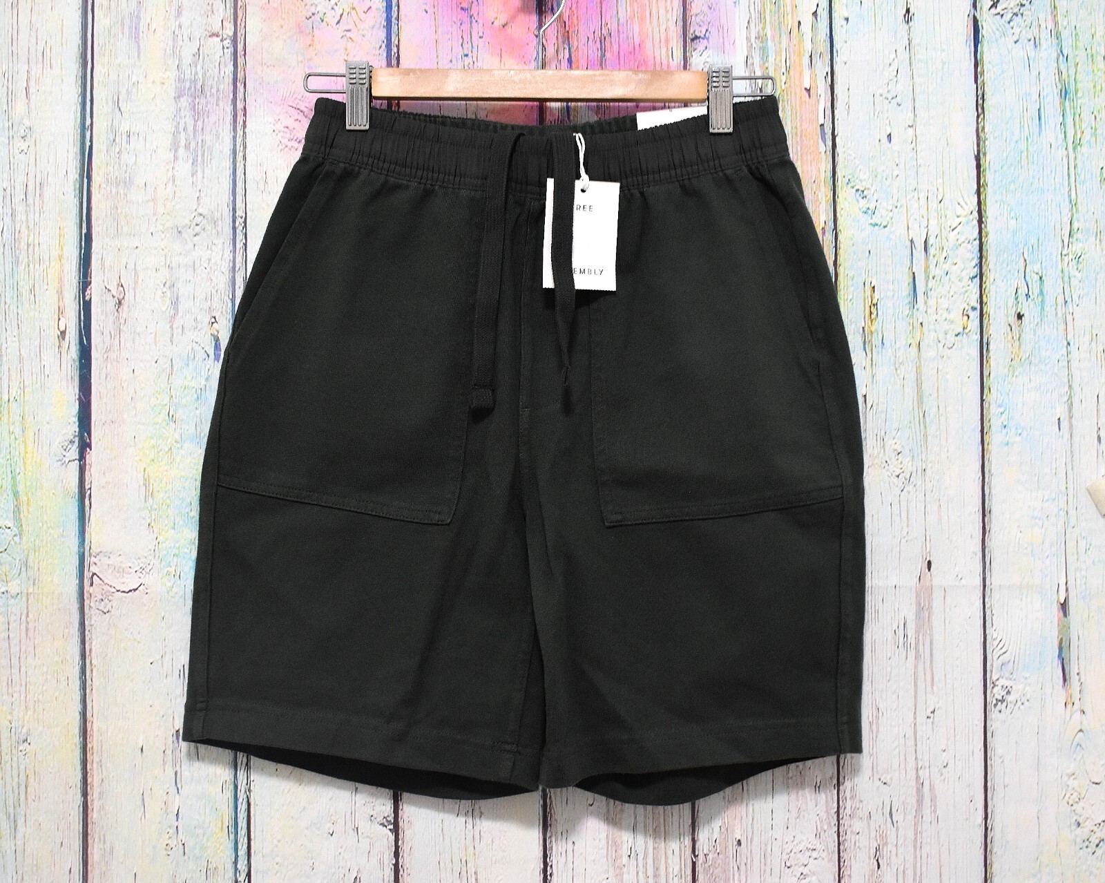 Men’s Free Assembly Patch Pocket Jam Shorts Multisize Dark Aloe 8″ Inseam NWT