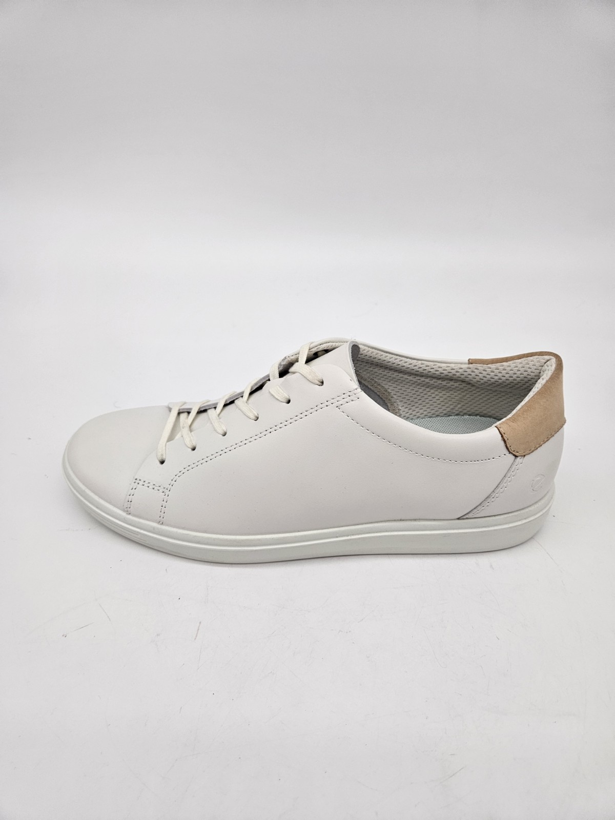 ECCO Soft 7 Lace-Up Sneaker White Leather Women’s Size US 10-10.5