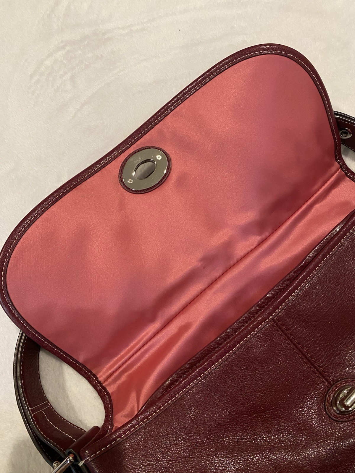 Coach Burgundy Small Crescent Shoulder Bag Turnlock Flap Detachable Strap Zip