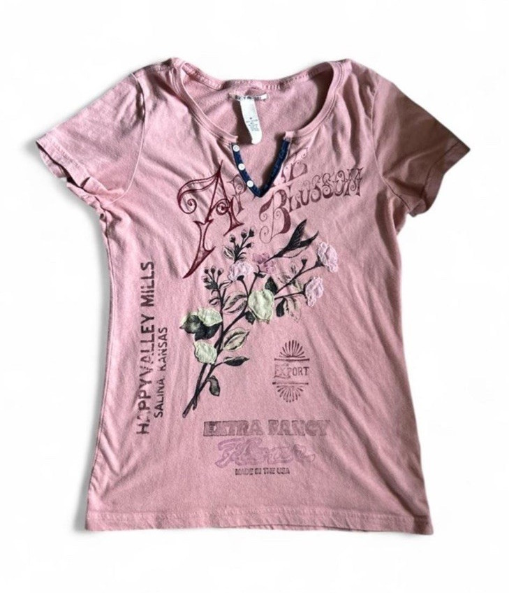 Y2K Lucky Brand pink womens fitted tee with floral graphics