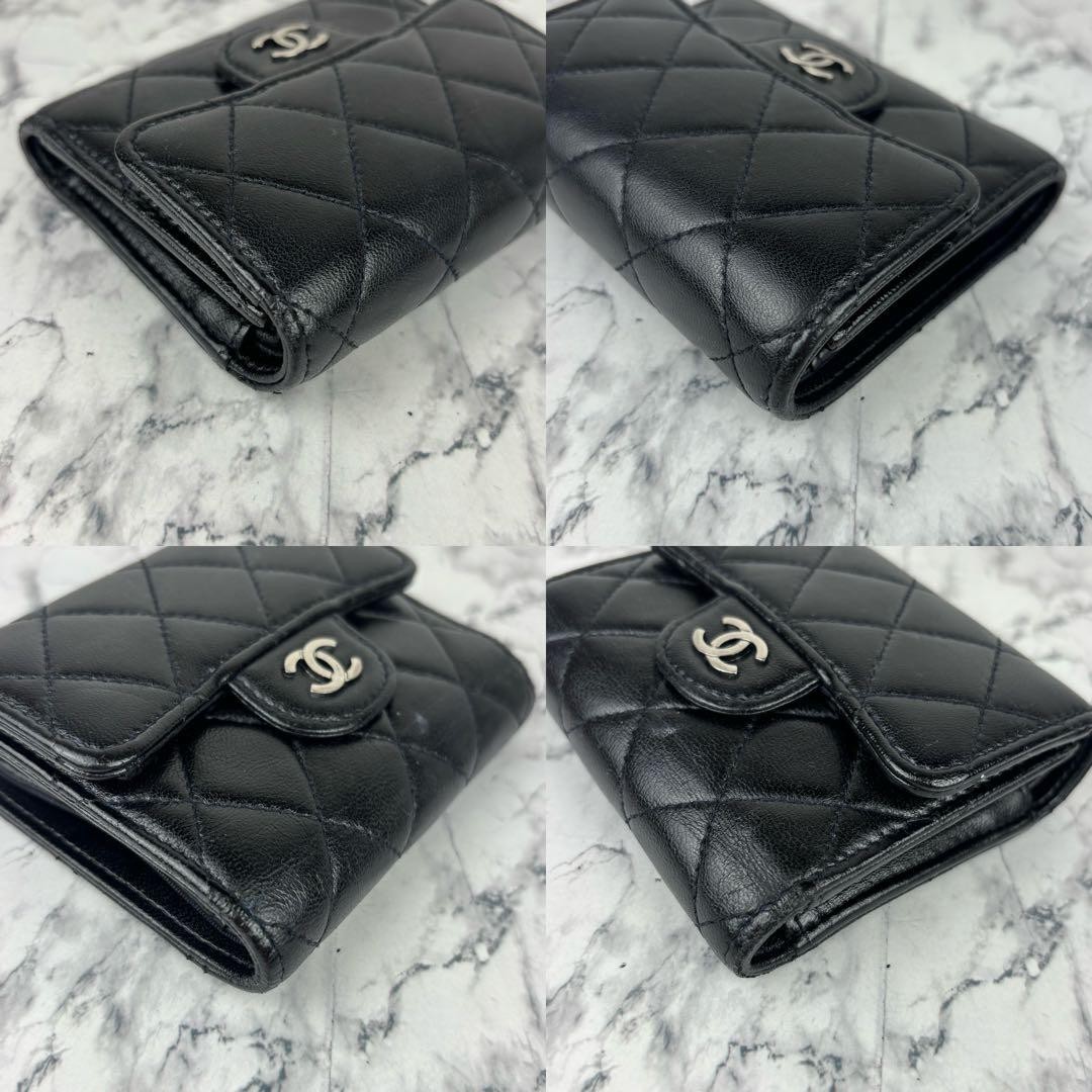 163 CHANEL Matelass lambskin tri fold wallet