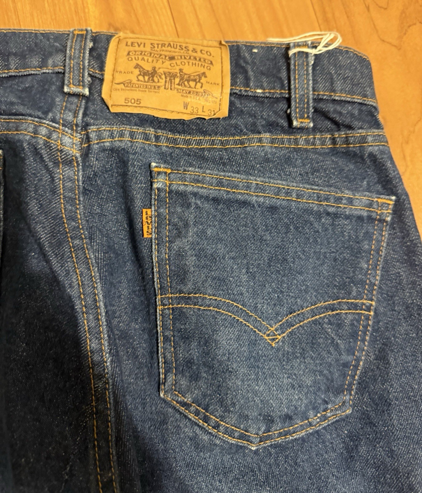 Levi’s Men’s 505 Series Regular Fit Straight Leg Dark Wash Blue Denim Jeans