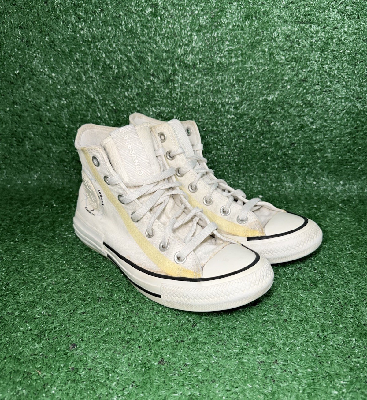 Converse Chuck Taylor All Star Womens Size 6.5 White Casual Shoes Skate Sneakers