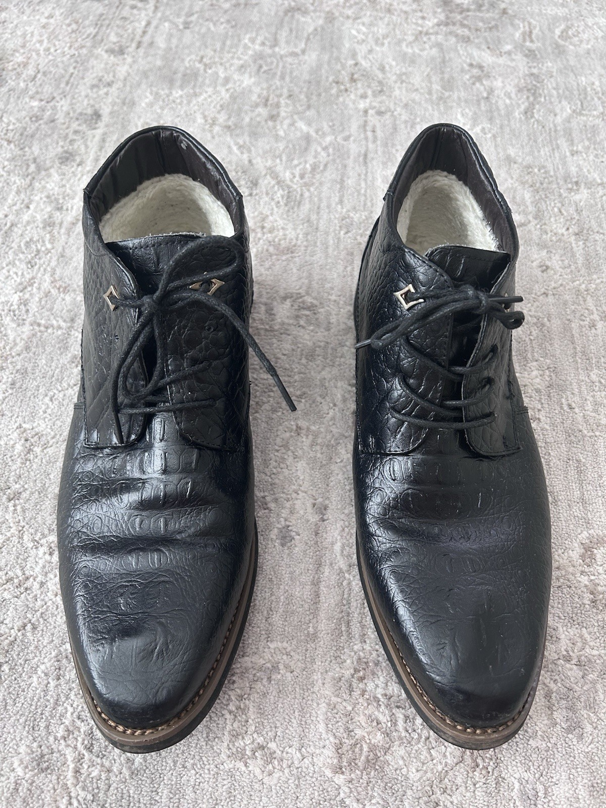 Men’s Fleece Lined Ankle Boot Chukka 9-9.5 Leather Textured Shoes Oxfords Dress