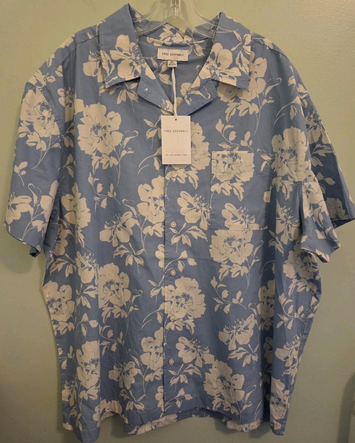 Free Assembly Men’s 2XL Short Sleeve Floral Camp Shirt BLUE Vacation #10726