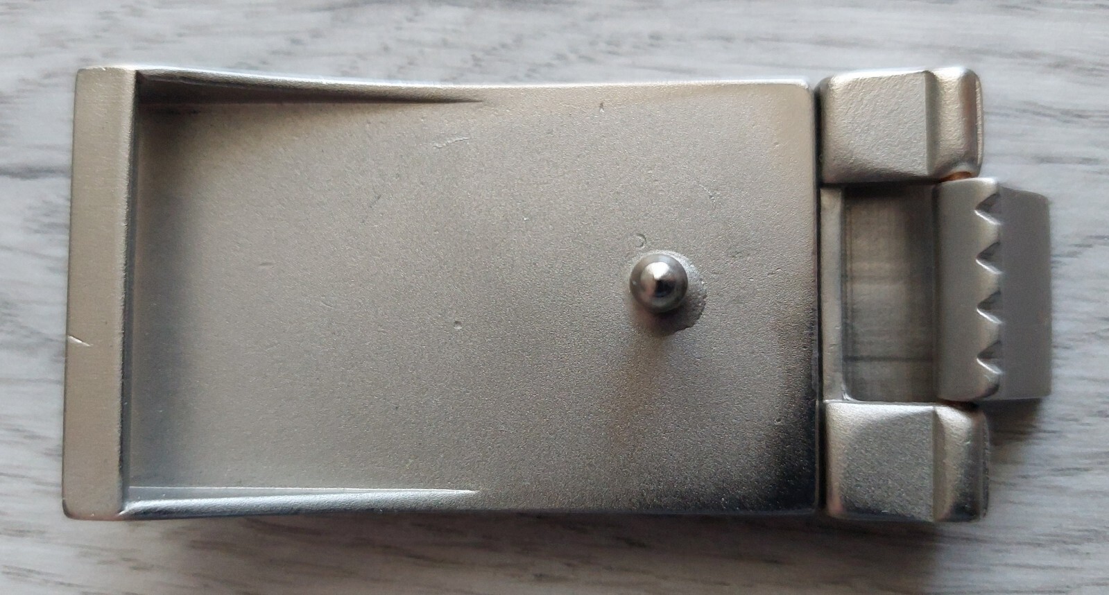 VTG Belt buckle BALLY, size 6.7 x 3.3 cm/ 2.6 x 1.3 in, small used, Italy