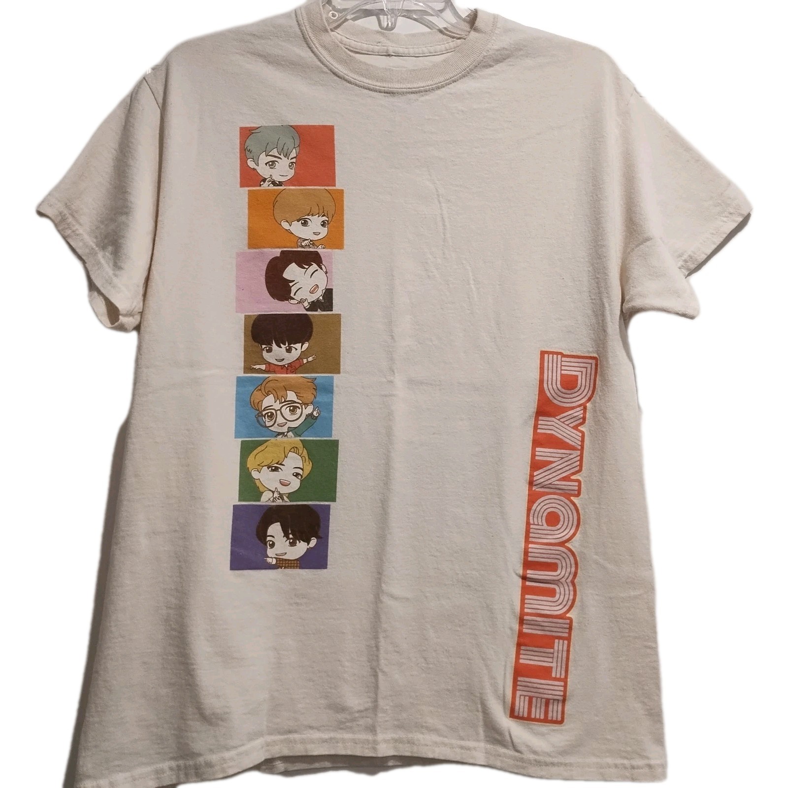 TinyTan Dynamite Vertical Portraits BTS KPop Hot Topic T-shirt Size Large