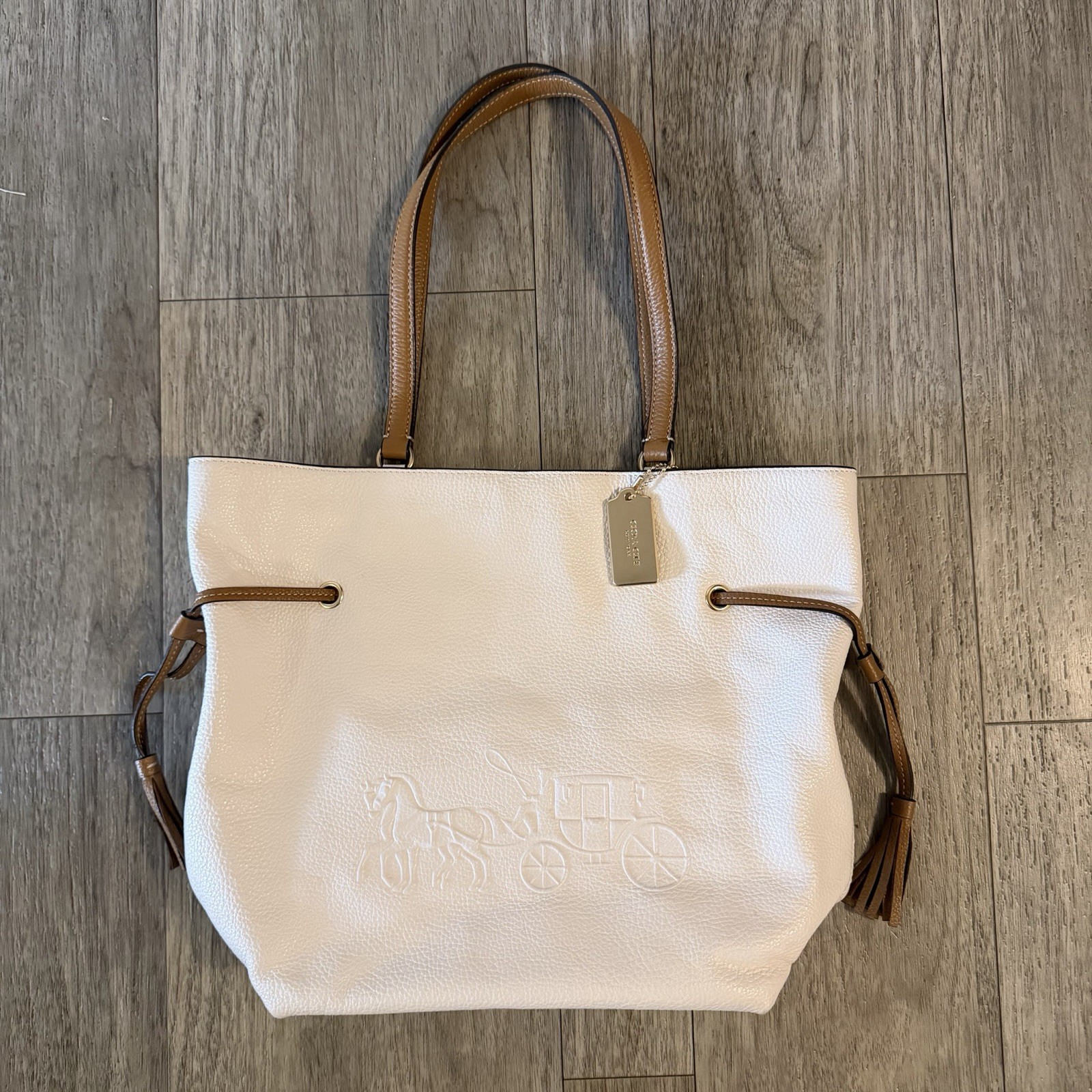 Coach CA165 Andy Horse & Carriage Chalk Pebbled Leather Tote Large White Ivory