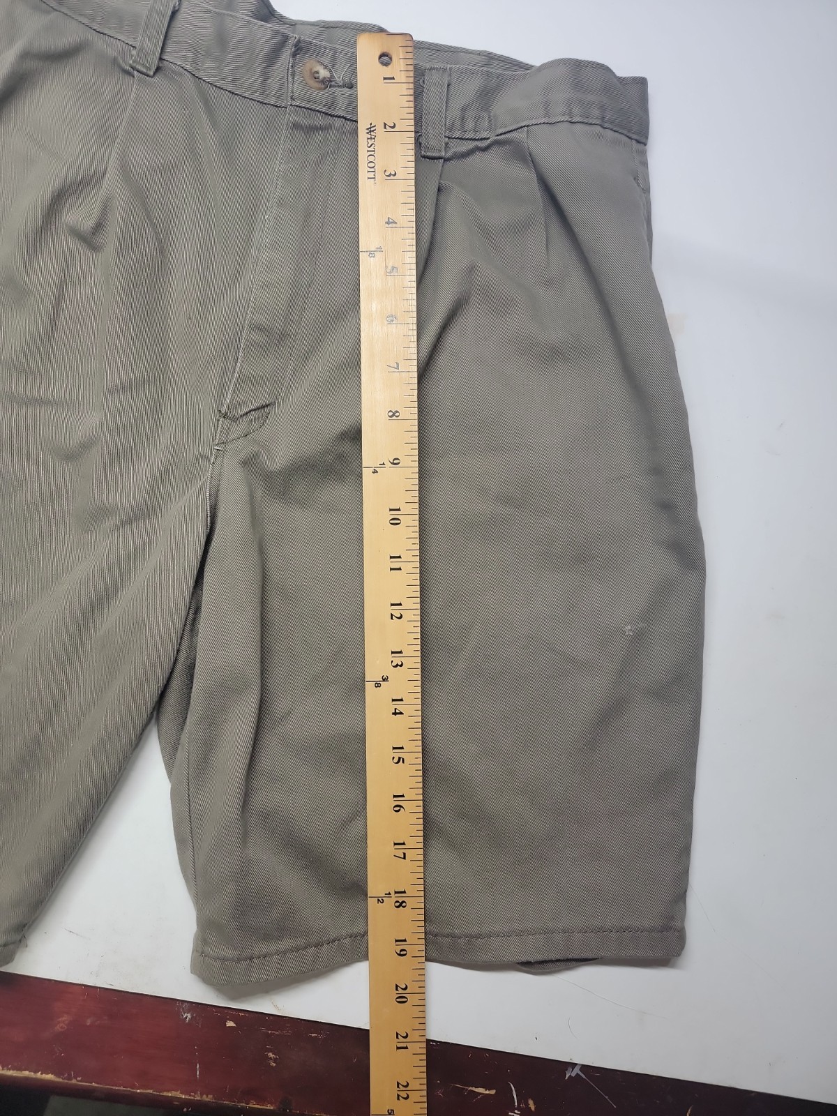 Duckhead Mens Shorts Grey Sz 34 Button Amd Zipper Closure