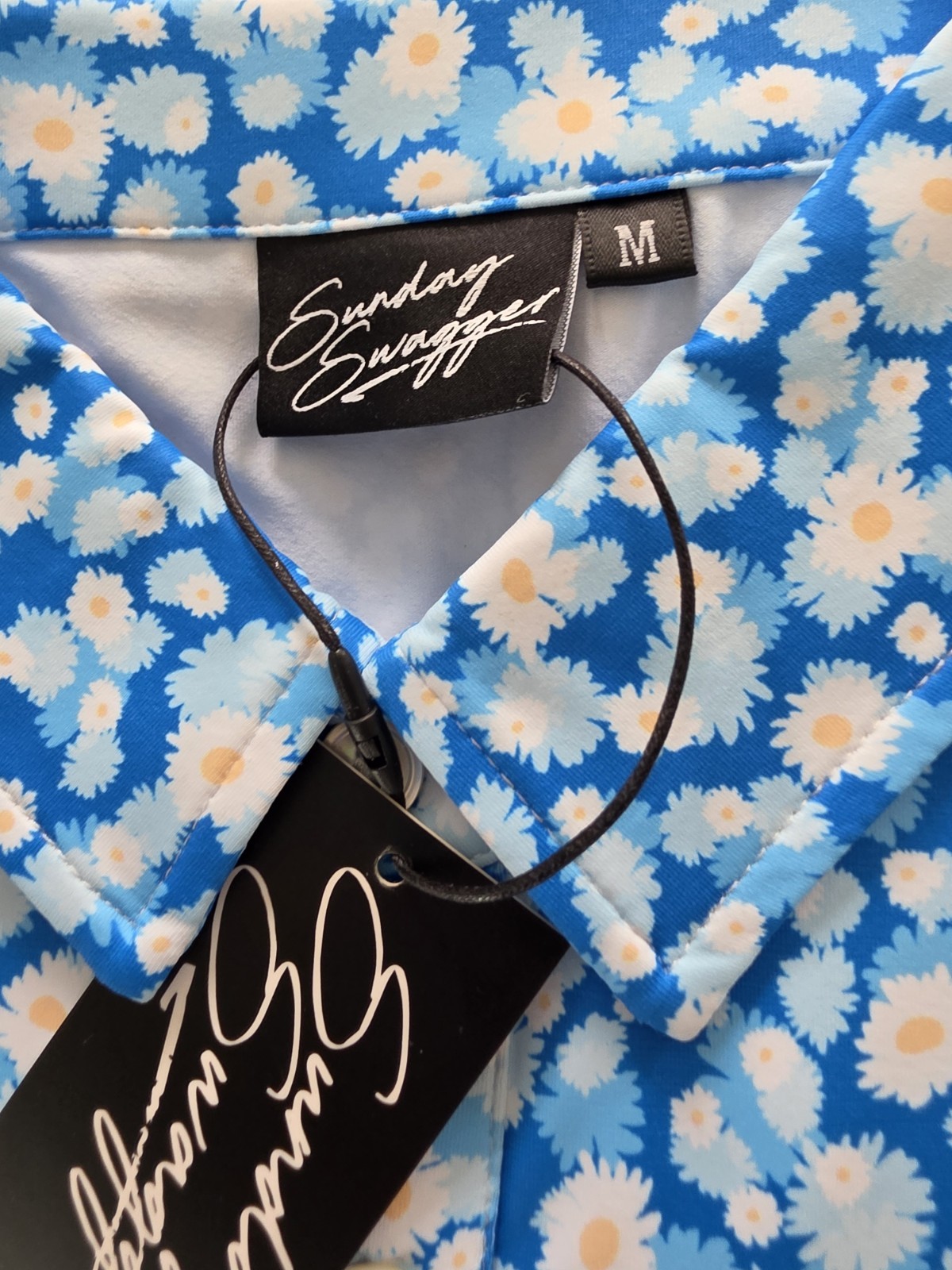 Sunday Swagger Maldives Men’s Medium Polo Shirt Short Sleeve Performance Floral