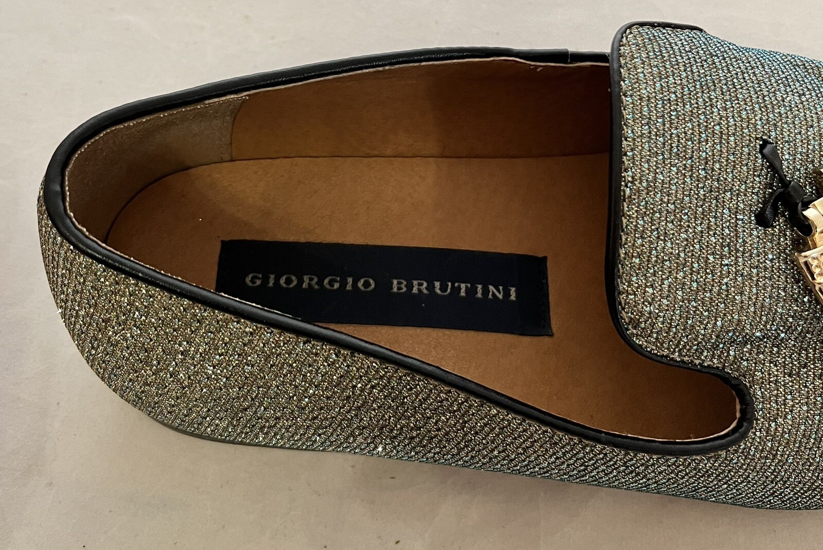 Giorgio Brutini Glitter Tassel Loafers 8.5D Red Sole Metallic Mesh Slip-On