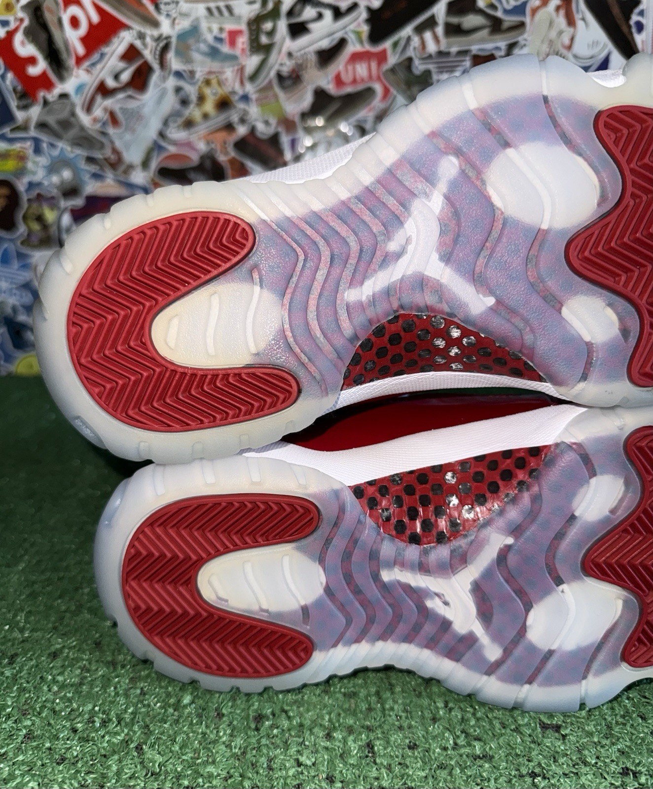 Size 9 – Air Jordan 11 Retro Cherry 2022 VNDS CLEAN CT8012-116
