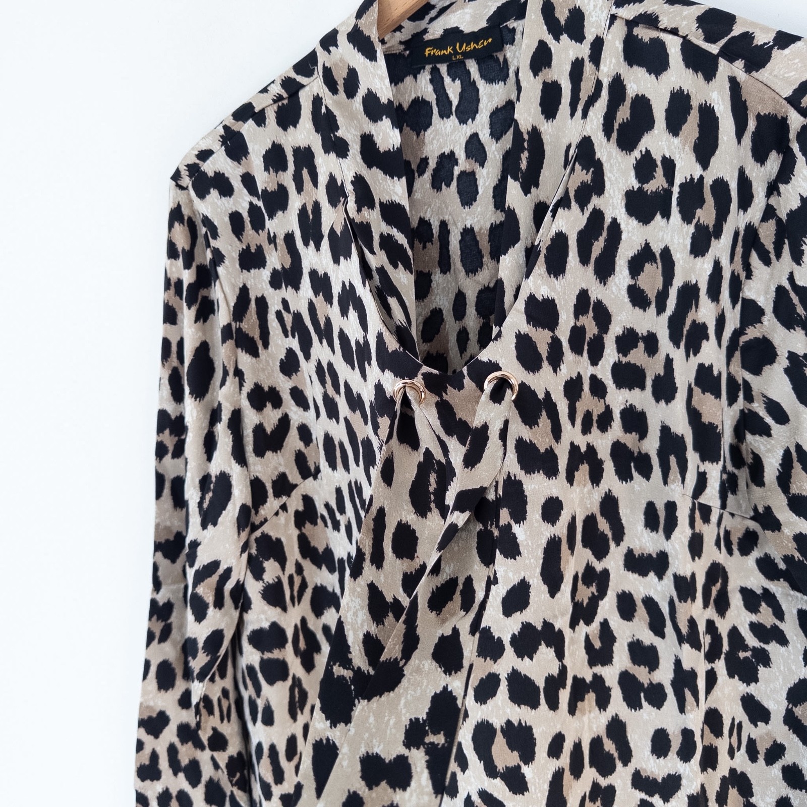 Frank Usher Leopard Print Blouse Size L/XL Beige Tie Neck Long Sleeve