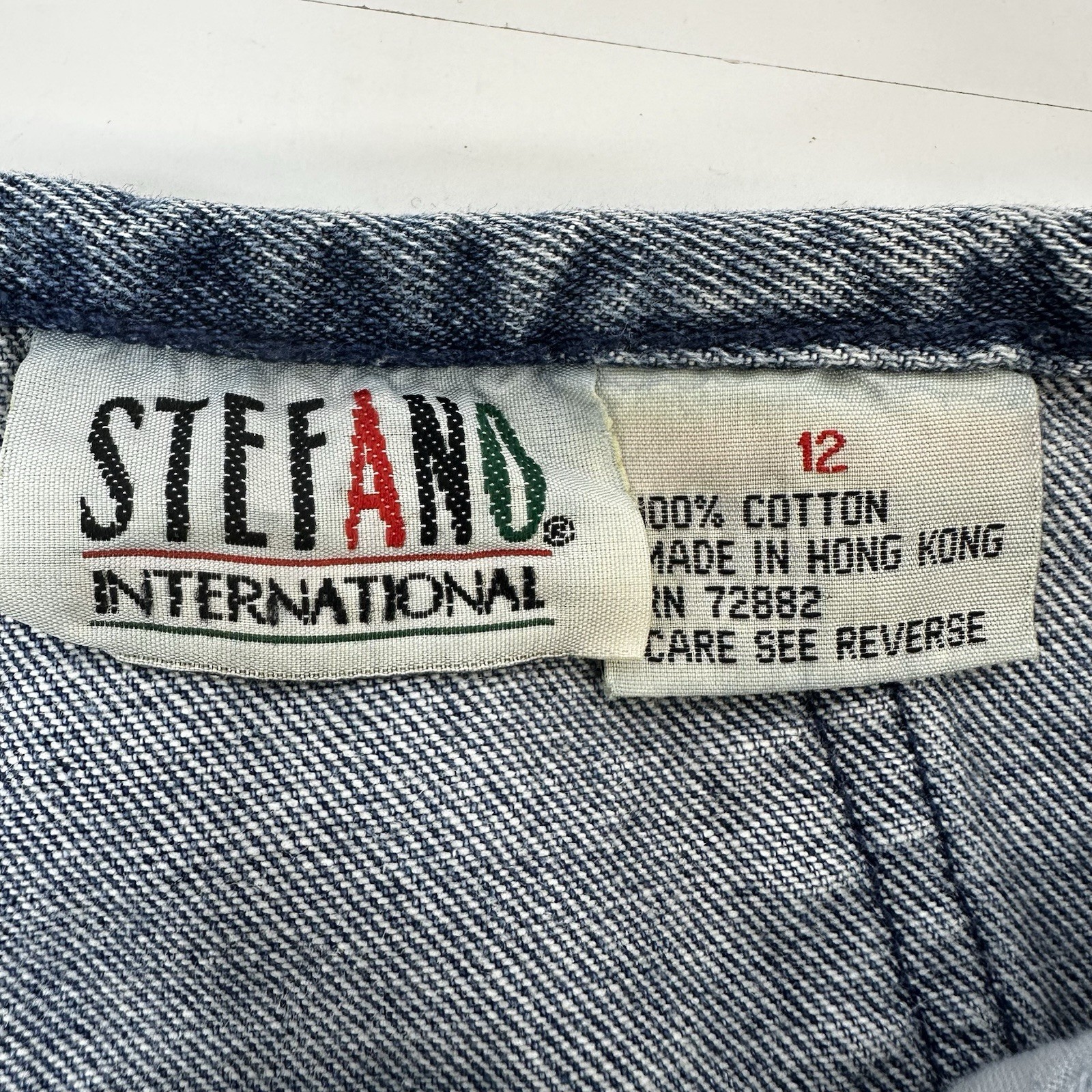 VTG 80s Dip Dye High Rise Tapered Leg Zip Ankle Ombré Denim Hong Kong 12 READ