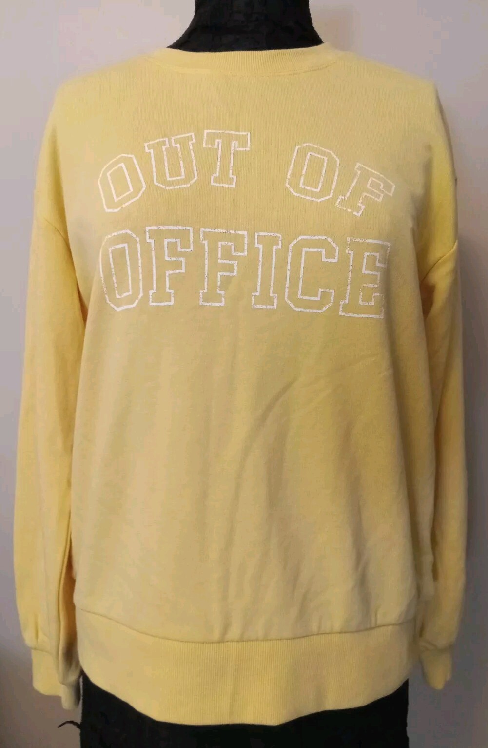 c and c california Women Sahara Sun Yellow Out Of Office Sweatshirt Size M