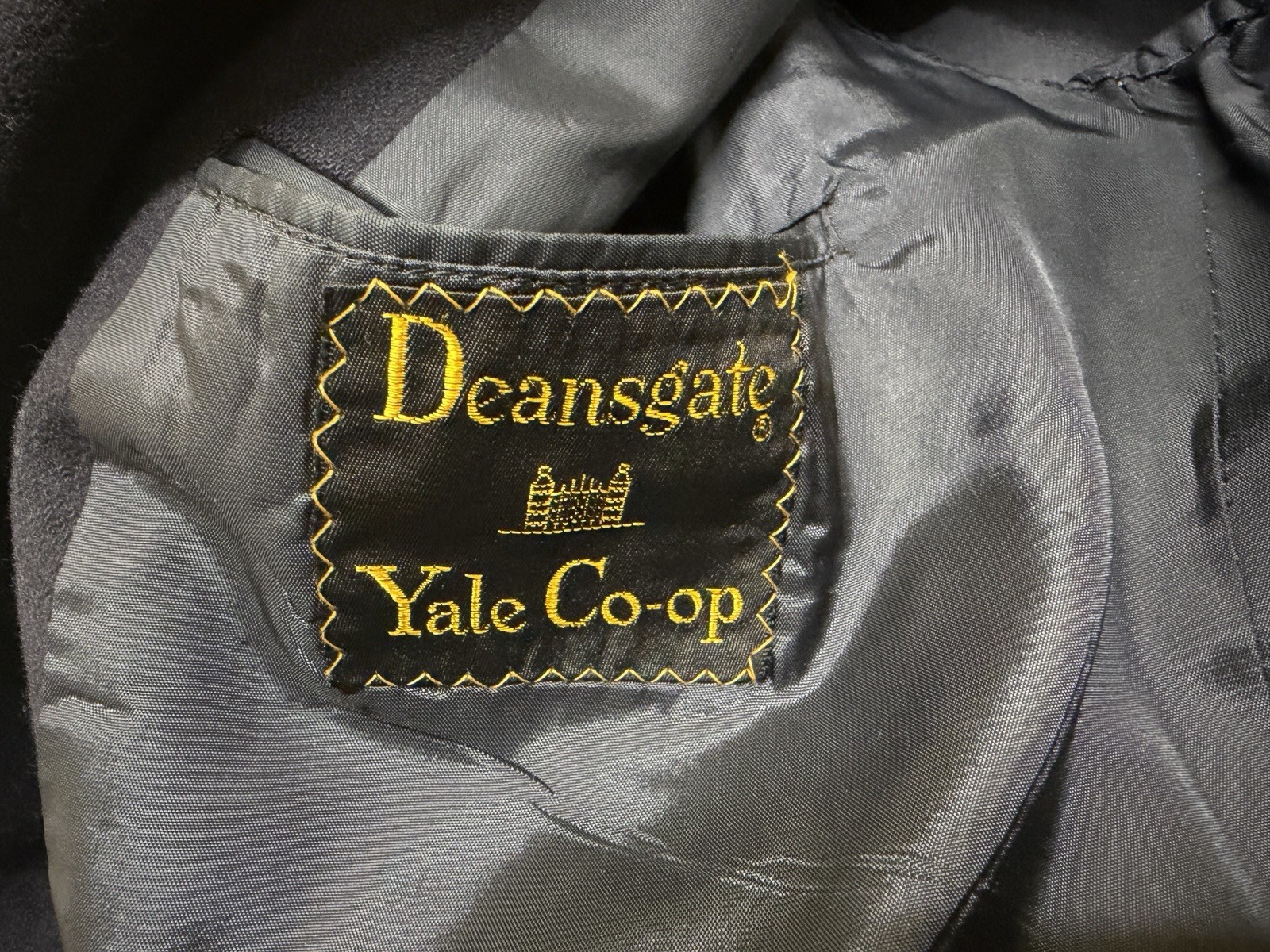Vintage Yale Silliman College Men’s Black Blazer – Deansgate Co-Op – 46R