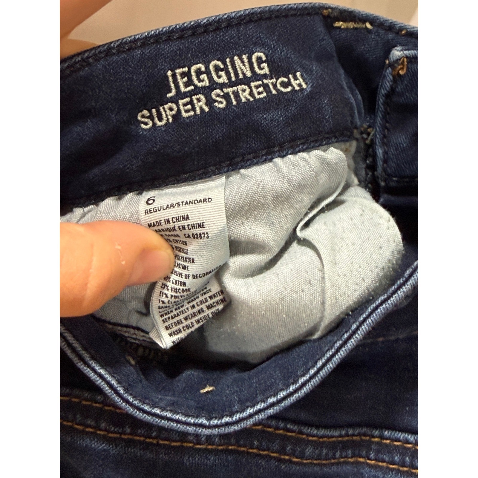 American Eagle Super Stretch Jegging Dark Wash Skinny Jeans Women Size 6 Regular